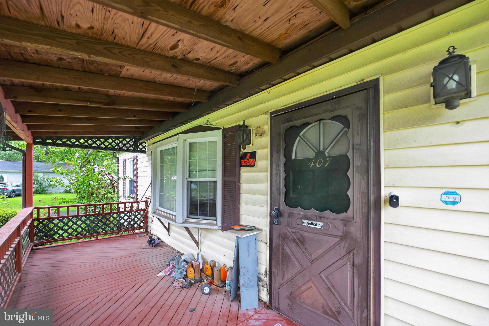 407 MARIE AVENUE