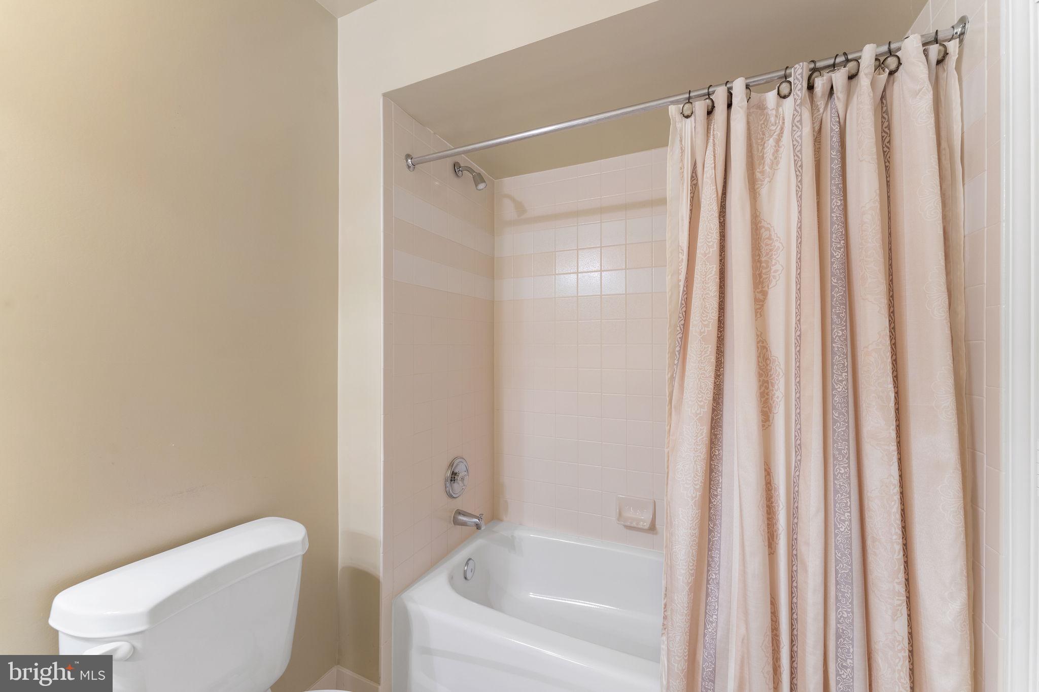 ESTATES AT WYNDHAM HILLS - Residential