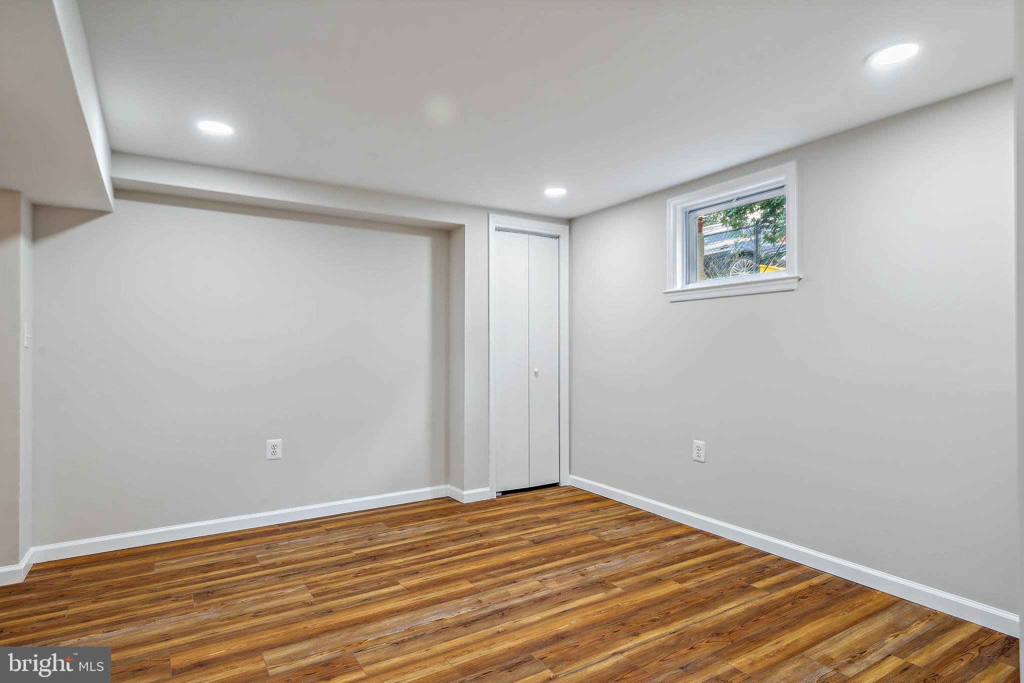 TEMPLETON KNOLLS - Residential