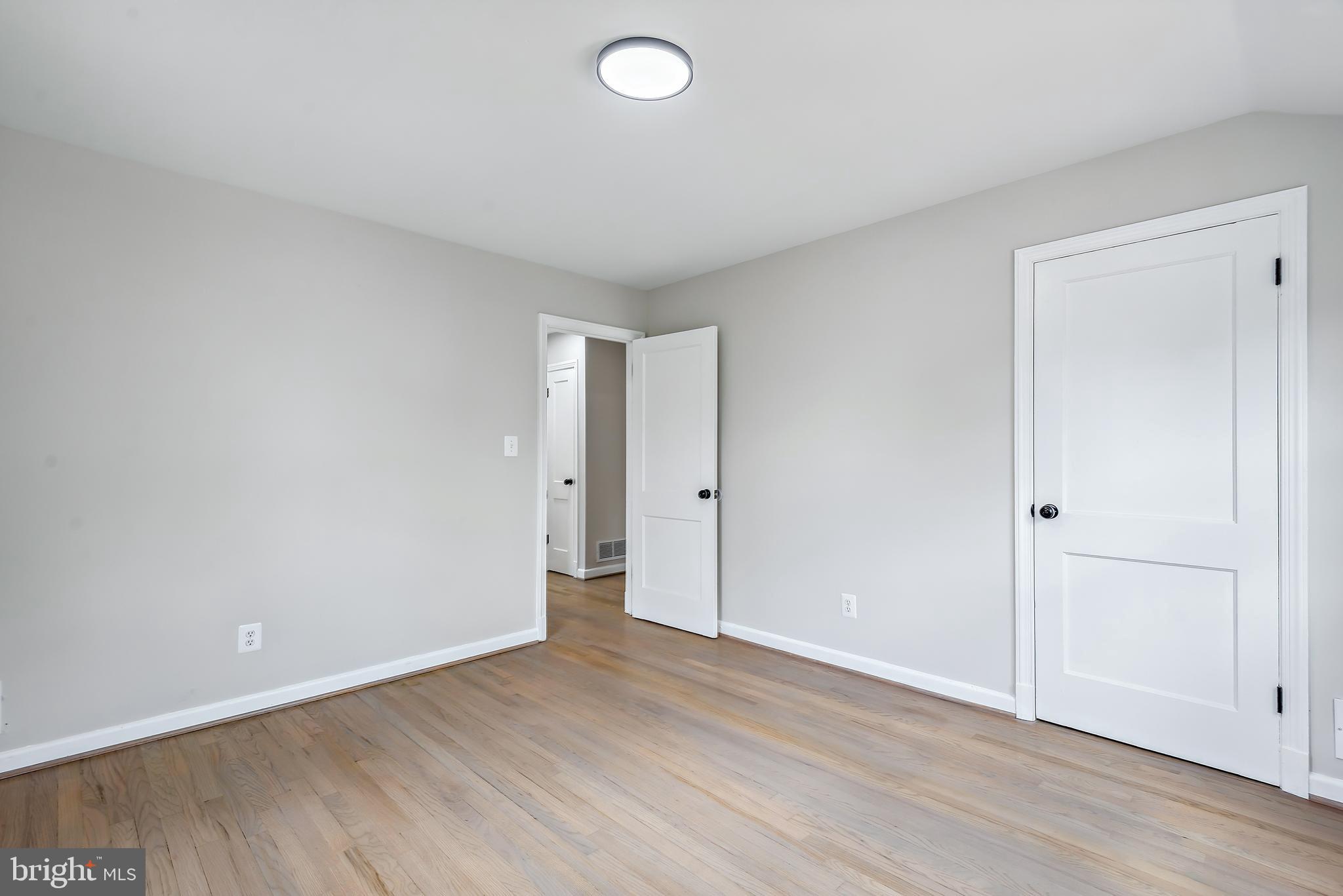 TEMPLETON KNOLLS - Residential