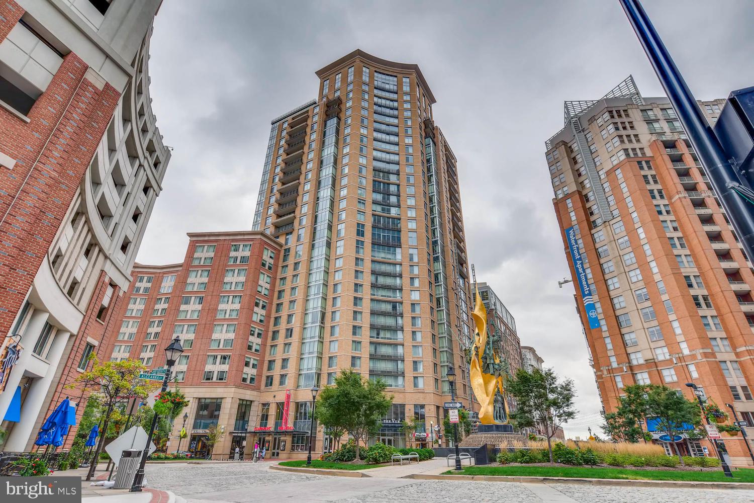 HARBOR EAST - Residential Lease