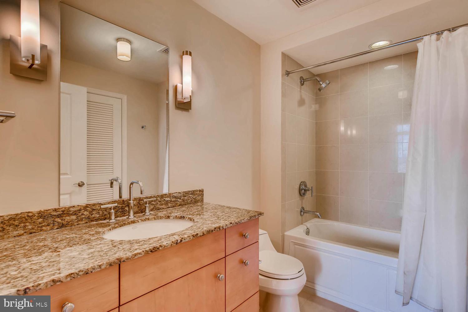 HARBOR EAST - Residential Lease