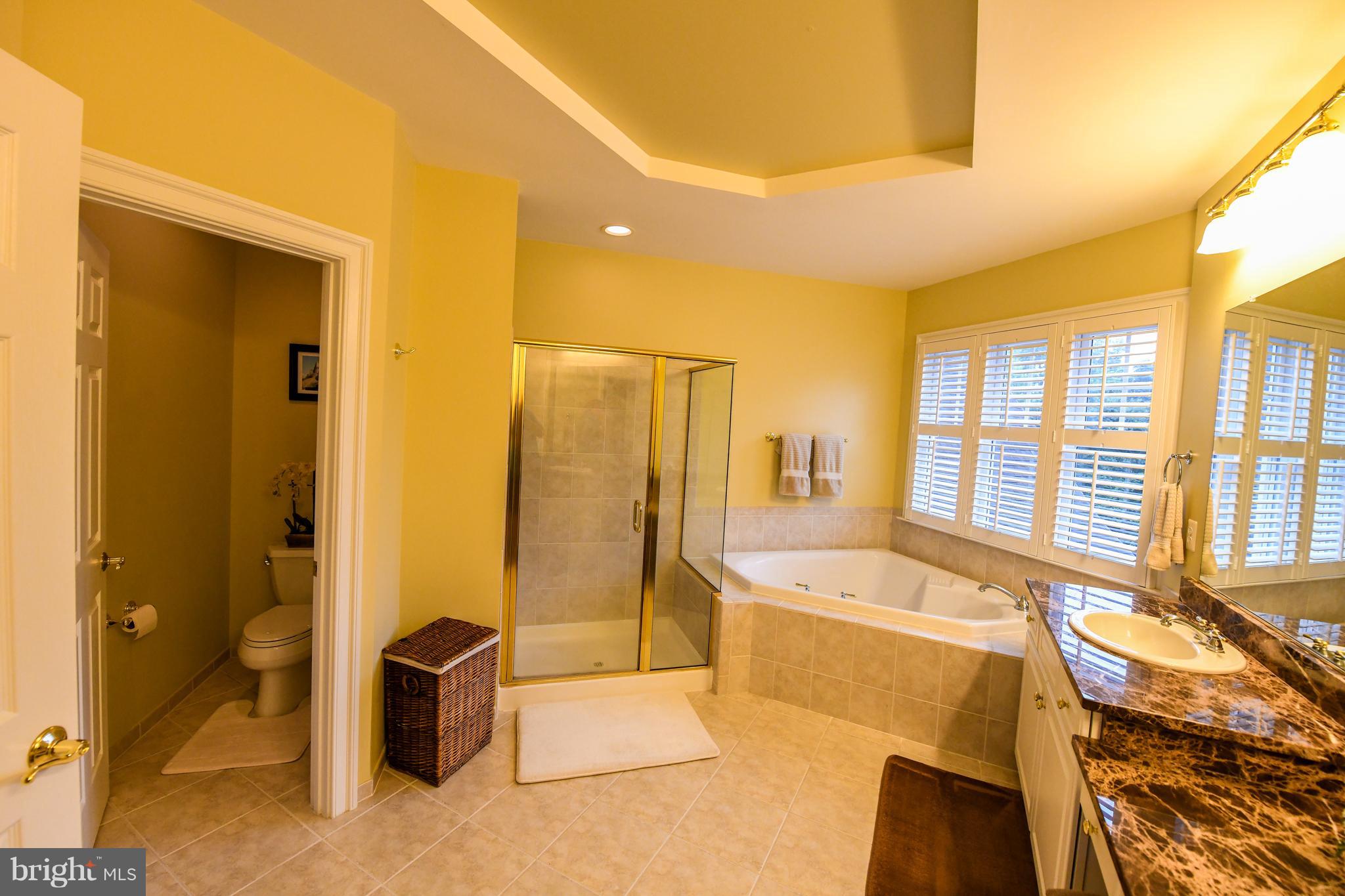 RIVER CREEK - Residential Lease