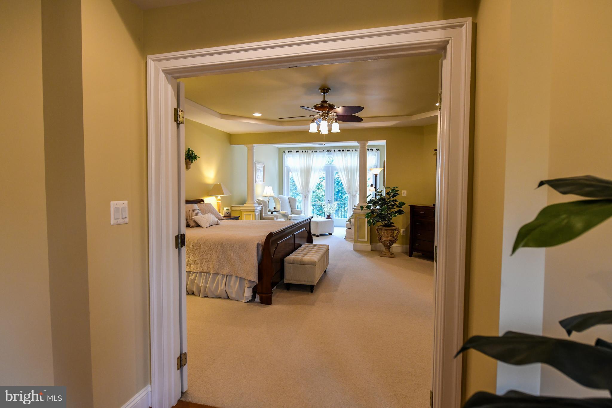 RIVER CREEK - Residential Lease