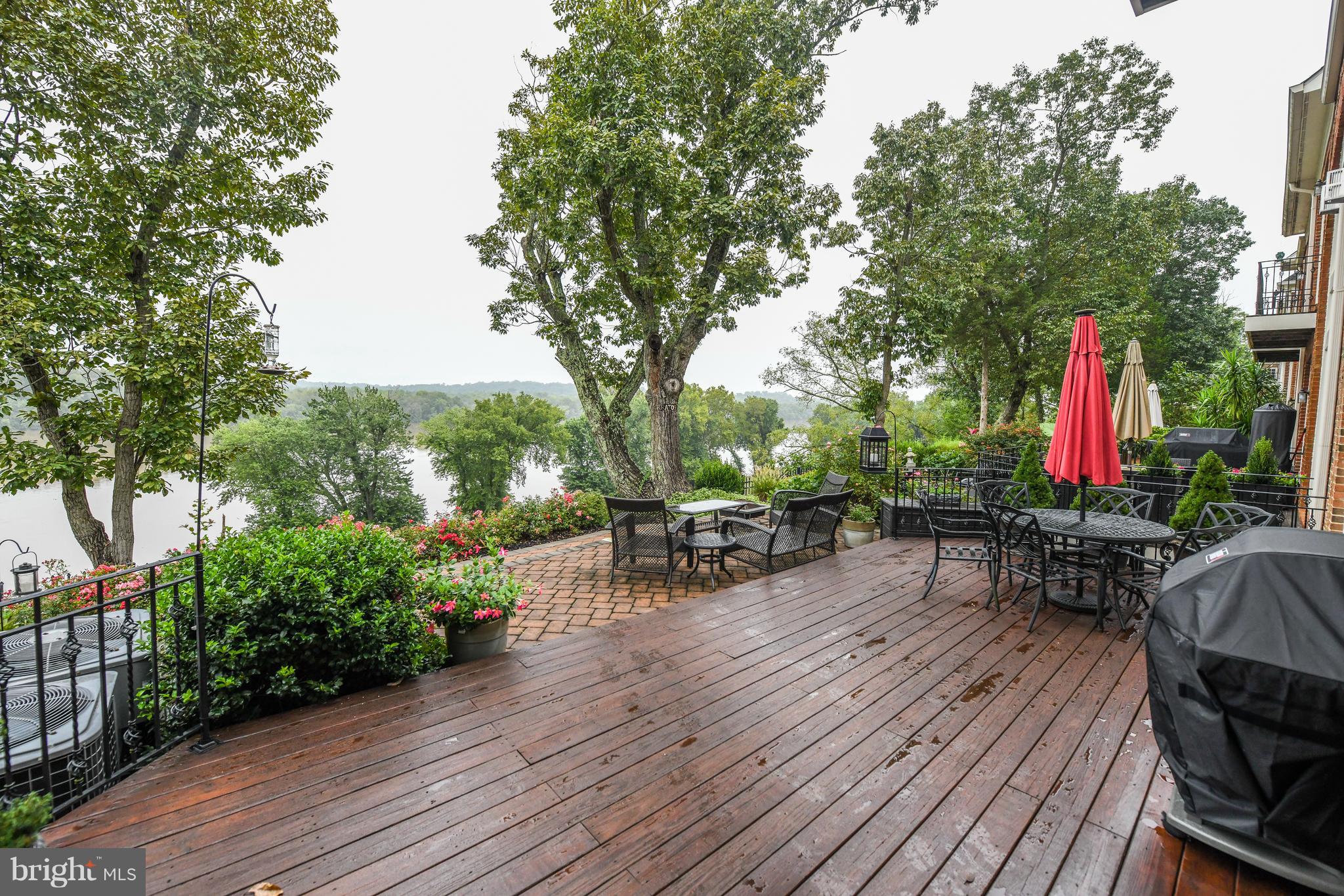 RIVER CREEK - Residential Lease