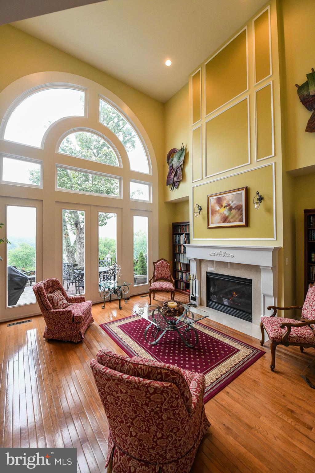 RIVER CREEK - Residential Lease