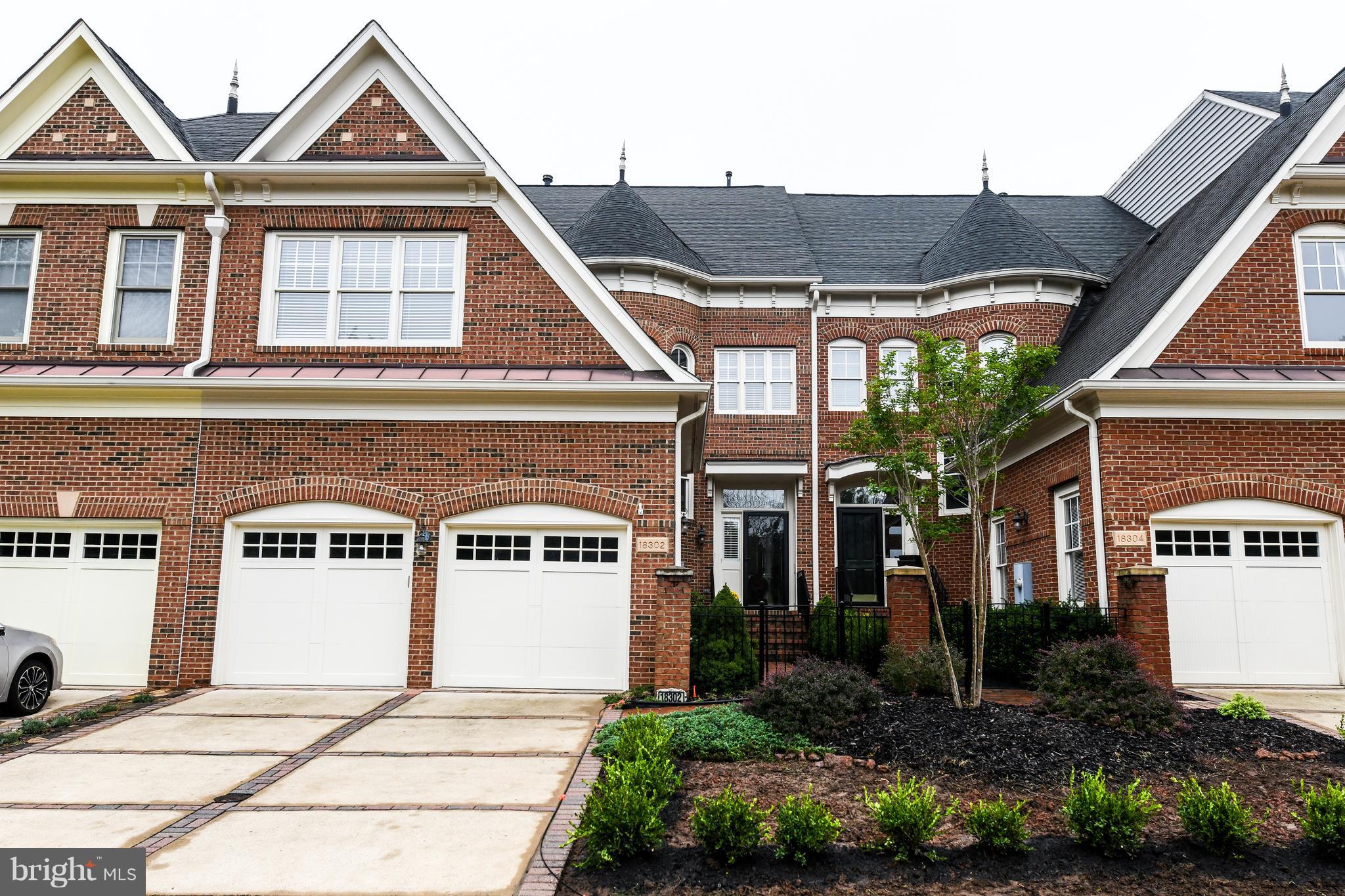 RIVER CREEK - Residential Lease