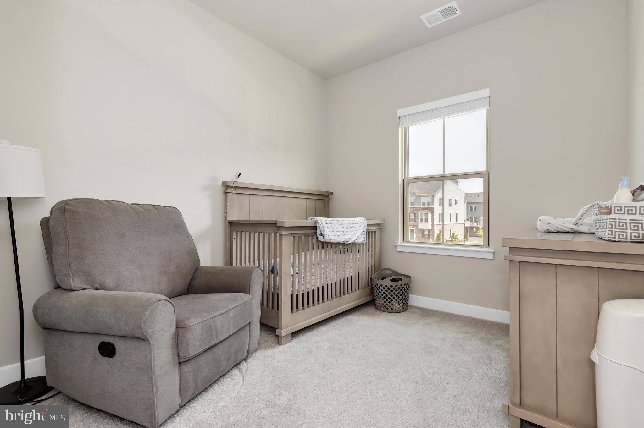 LAKE LINGANORE TOWN CENTER - Residential