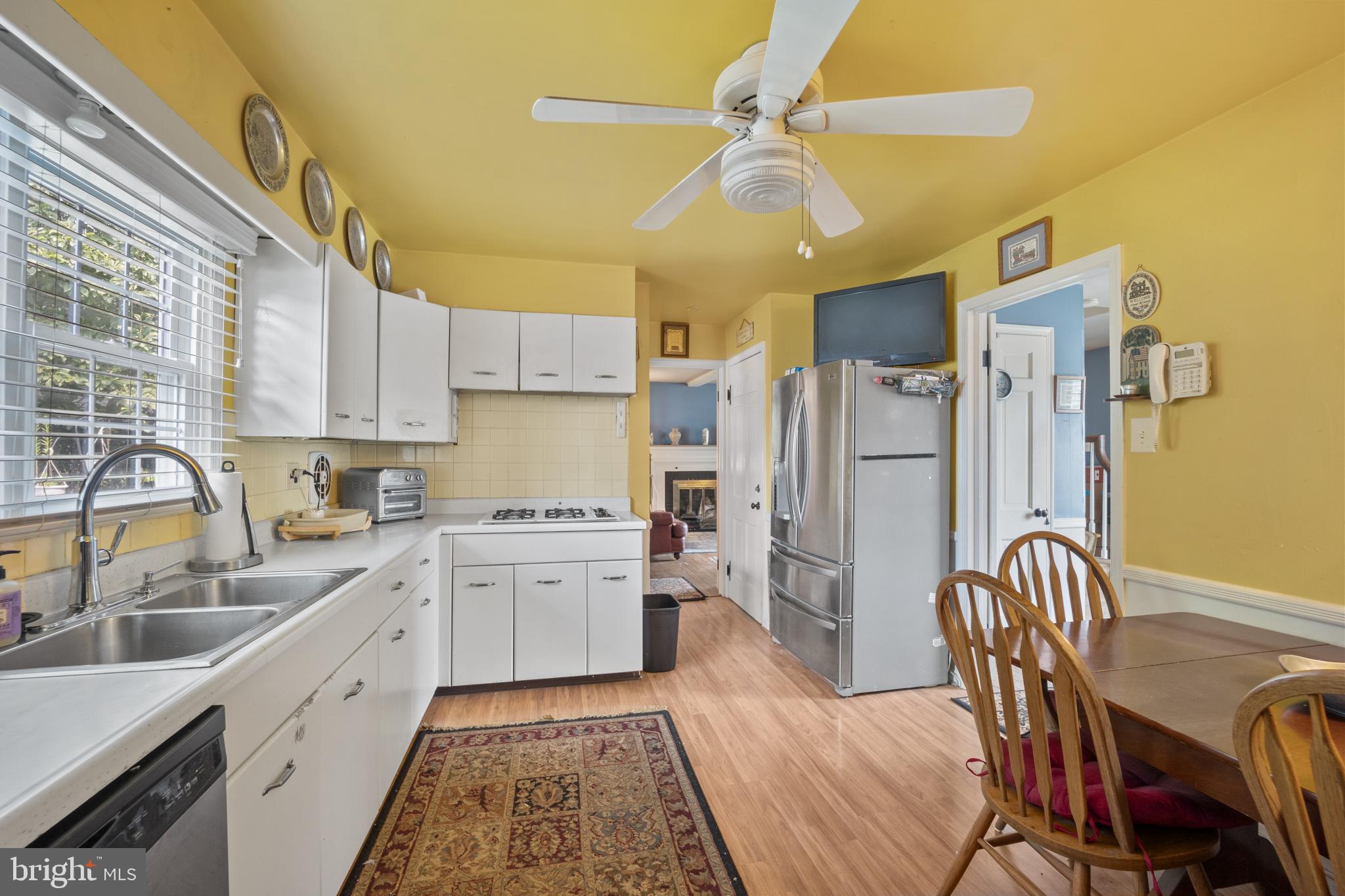 PENNSBURY HGTS - Residential