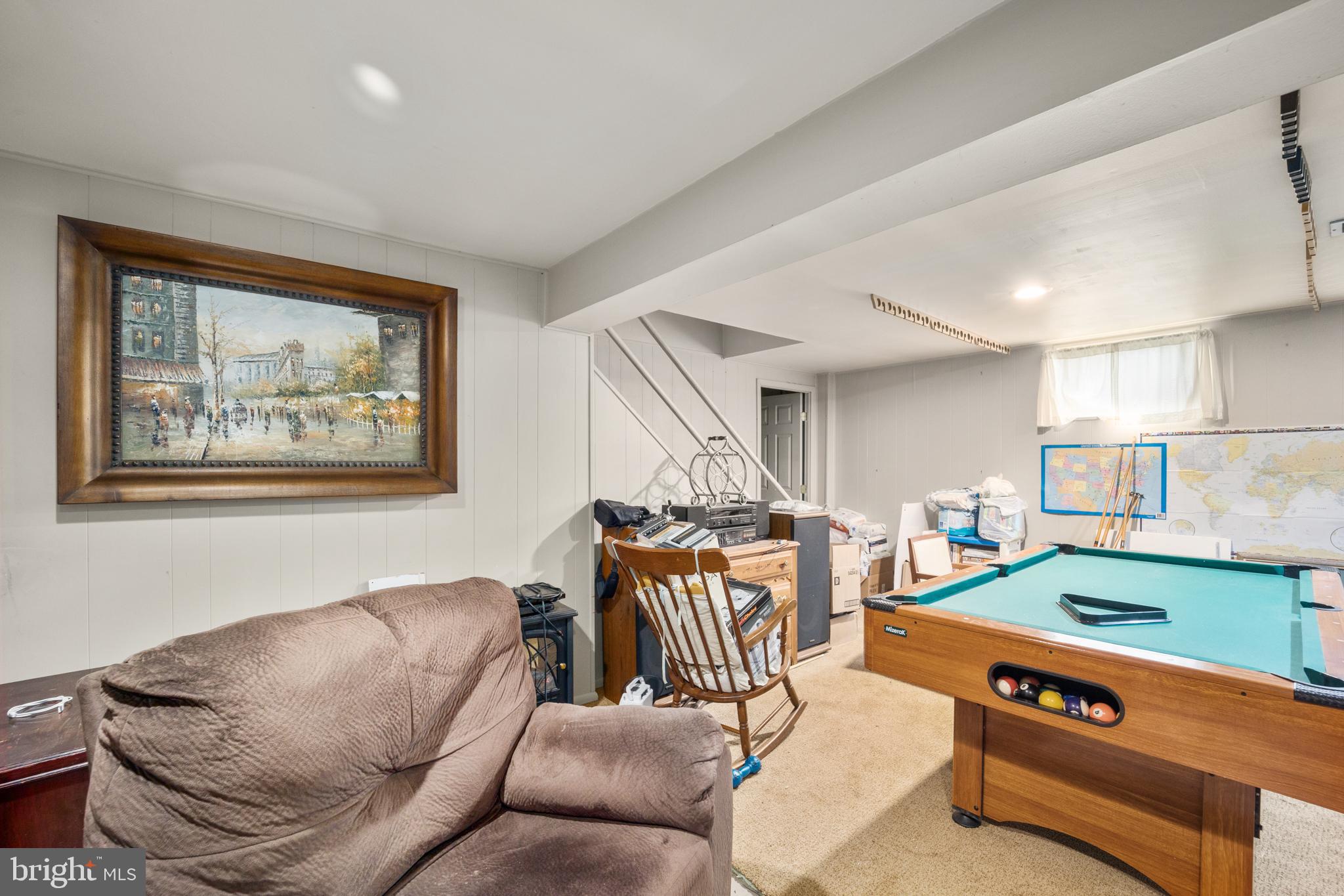 PENNSBURY HGTS - Residential