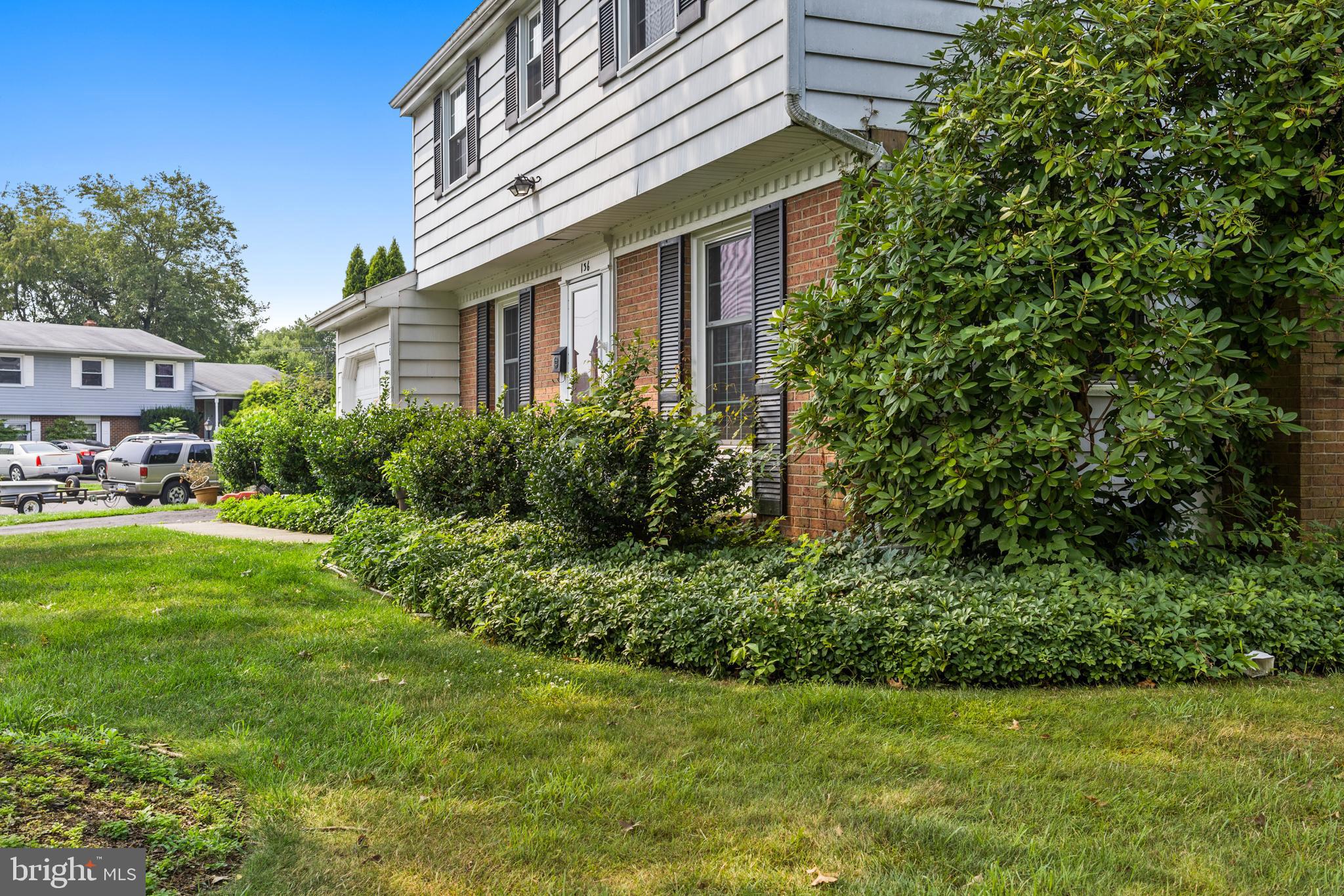 PENNSBURY HGTS - Residential