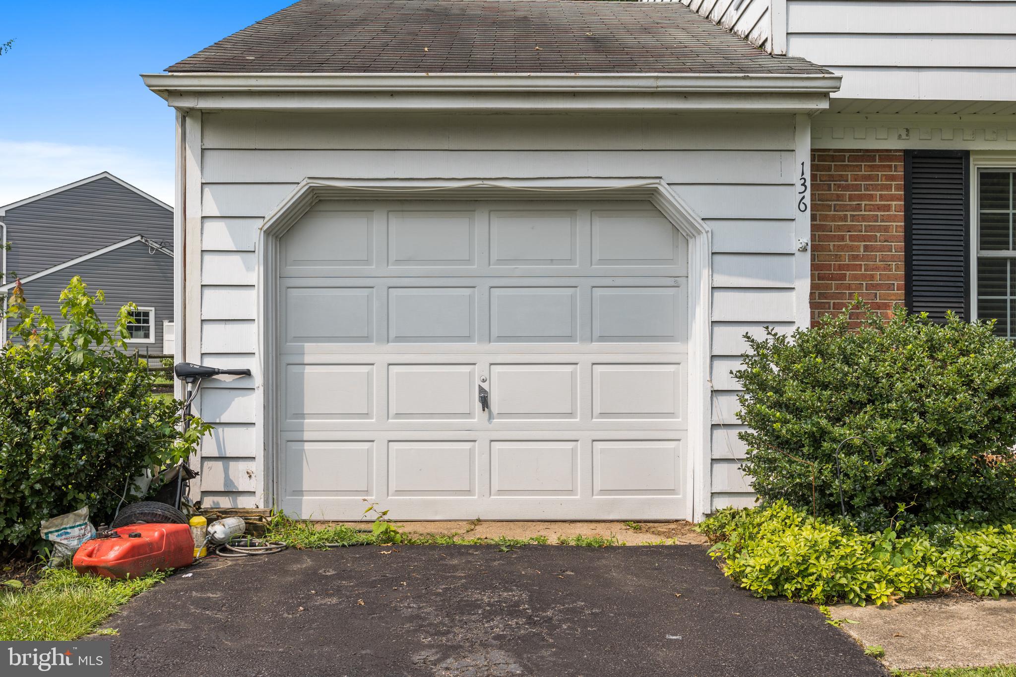 PENNSBURY HGTS - Residential