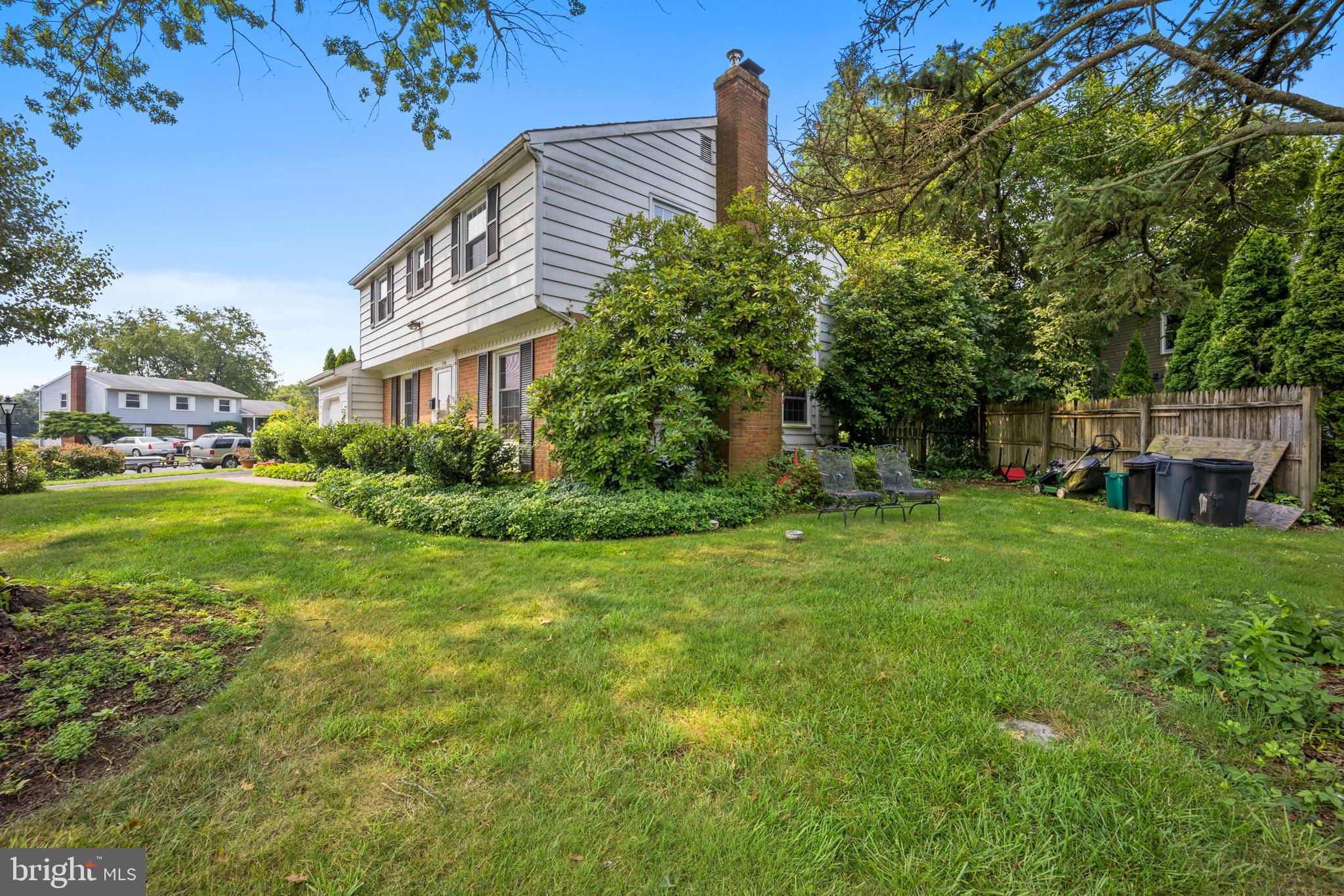 PENNSBURY HGTS - Residential