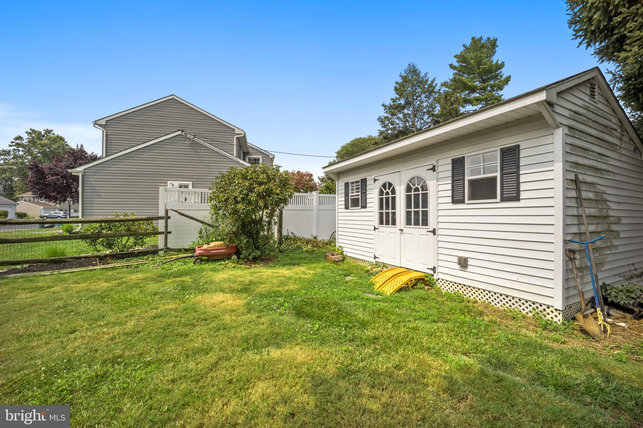 PENNSBURY HGTS - Residential