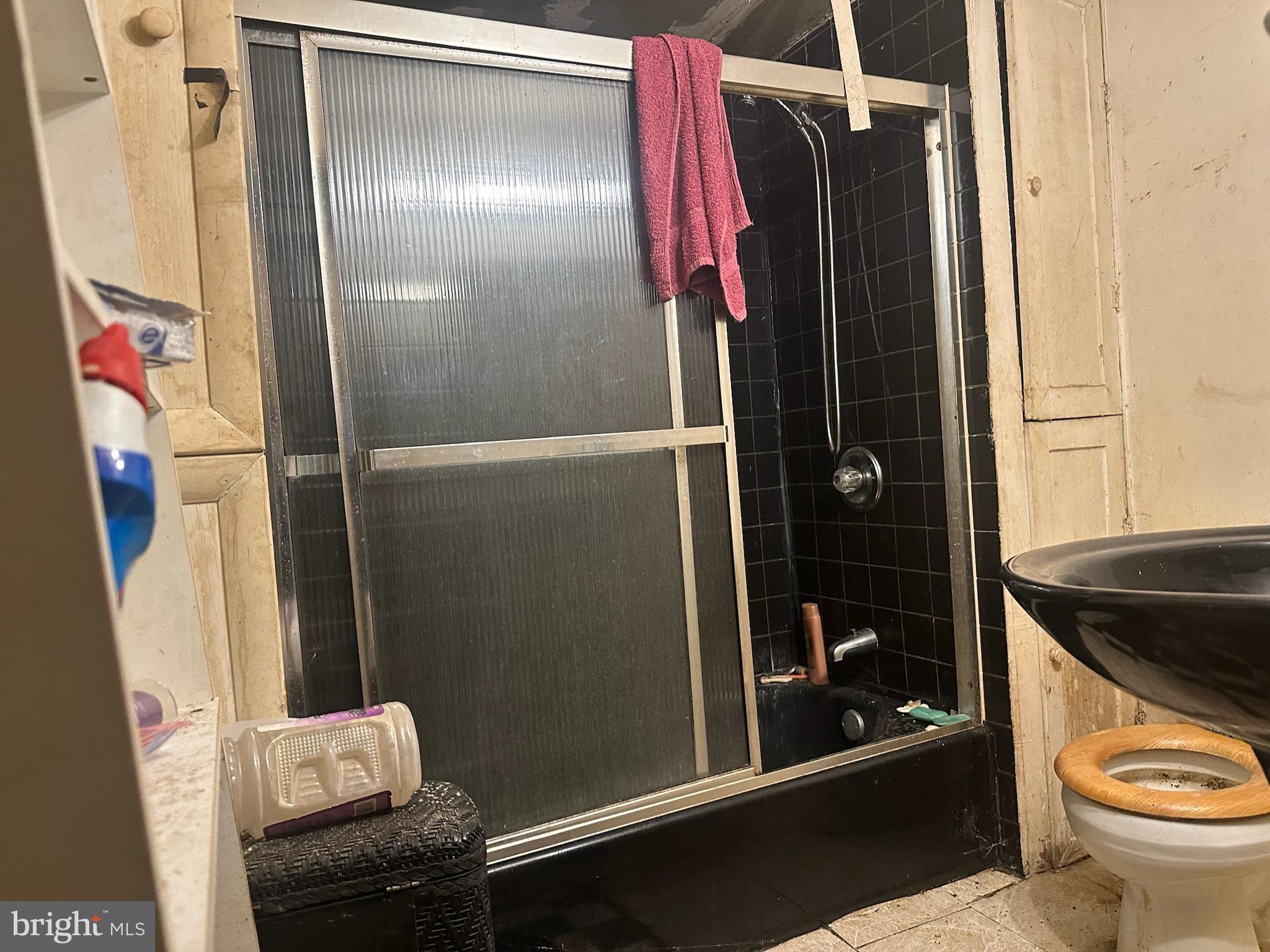 CARROLL-SOUTH HILTON - Residential