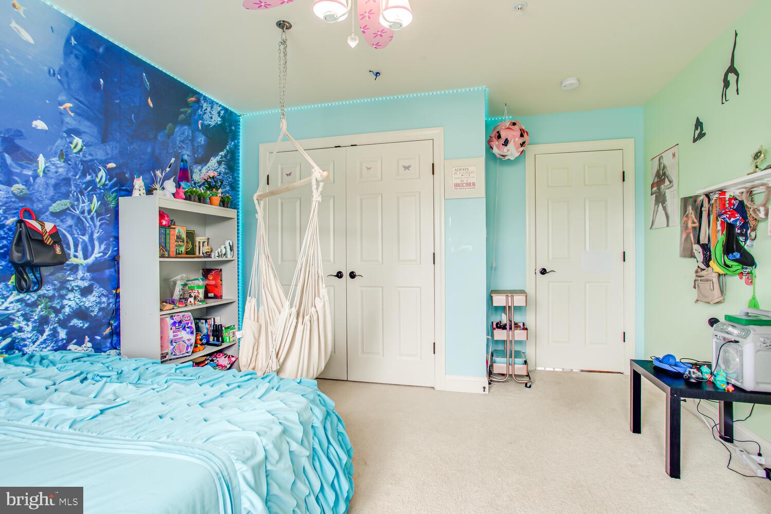 PEMBROOKE - Residential