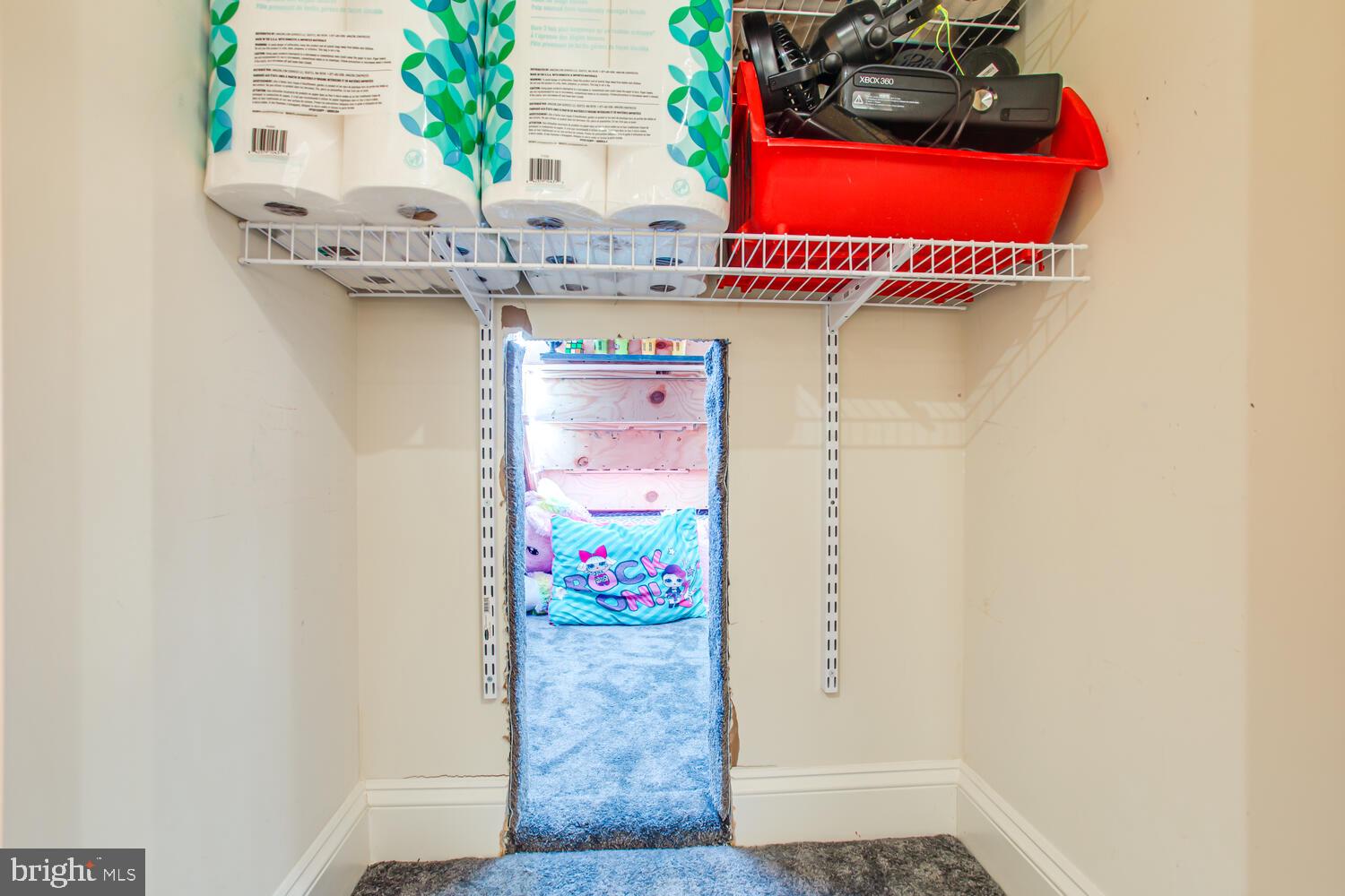 PEMBROOKE - Residential