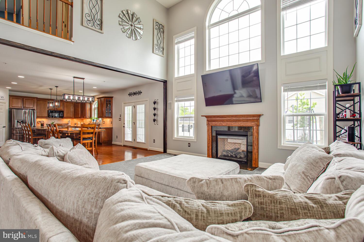 PEMBROOKE - Residential