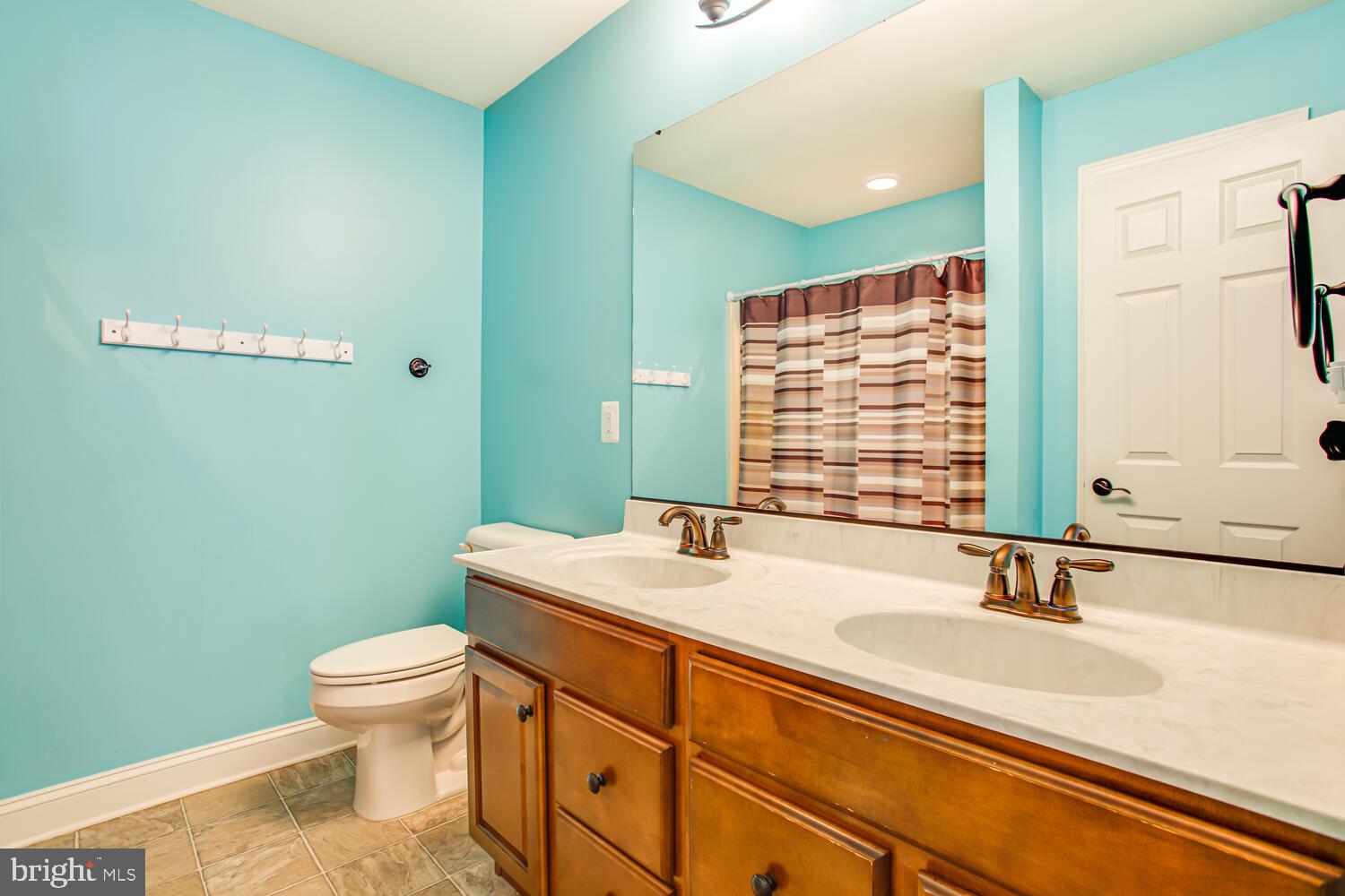 PEMBROOKE - Residential