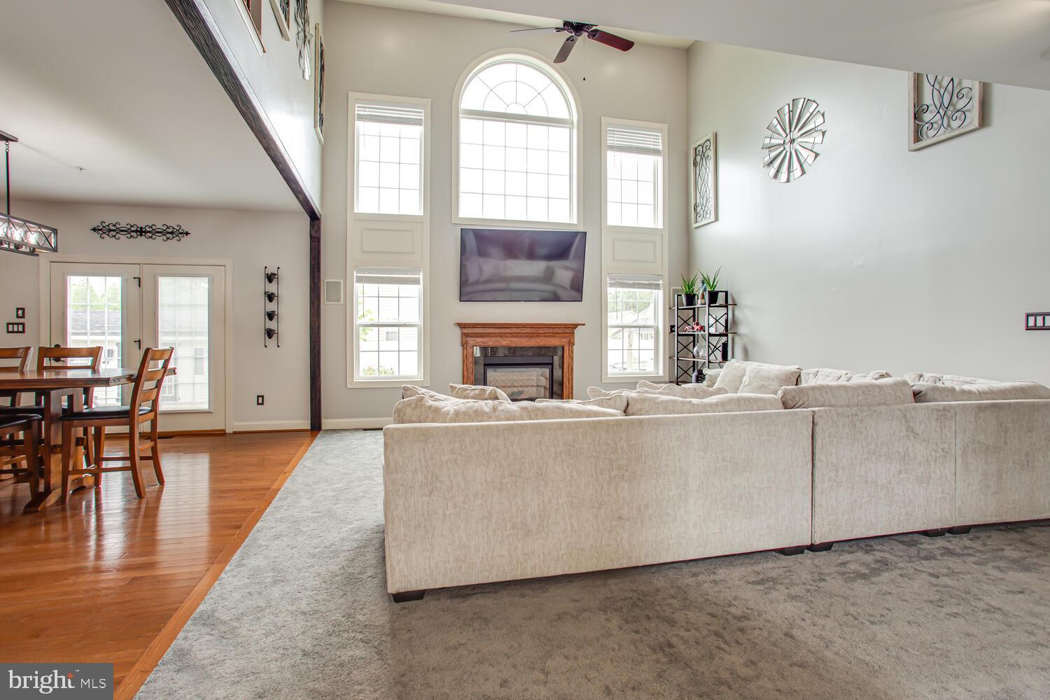 PEMBROOKE - Residential