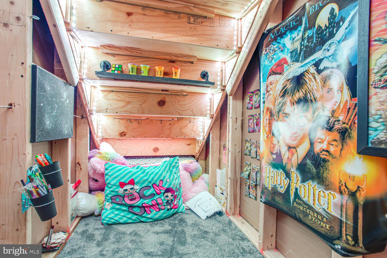 PEMBROOKE - Residential