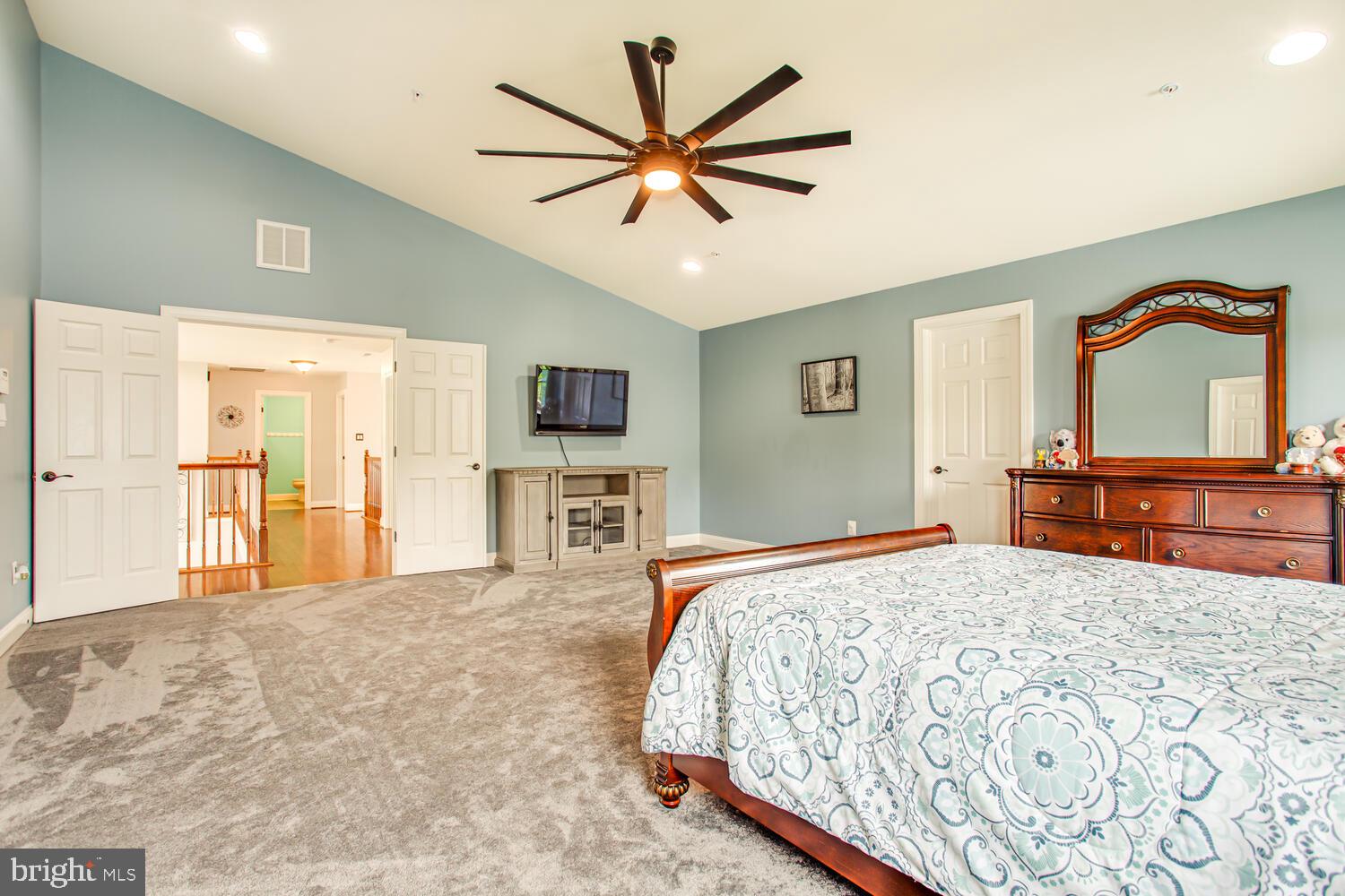 PEMBROOKE - Residential