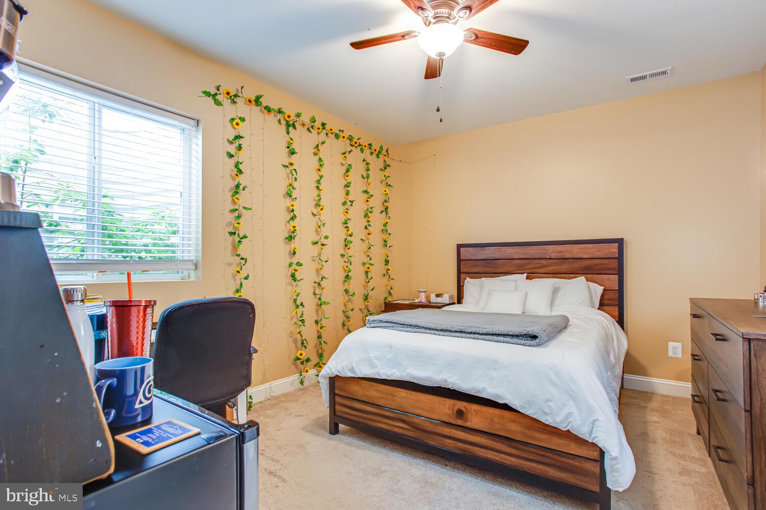 PEMBROOKE - Residential