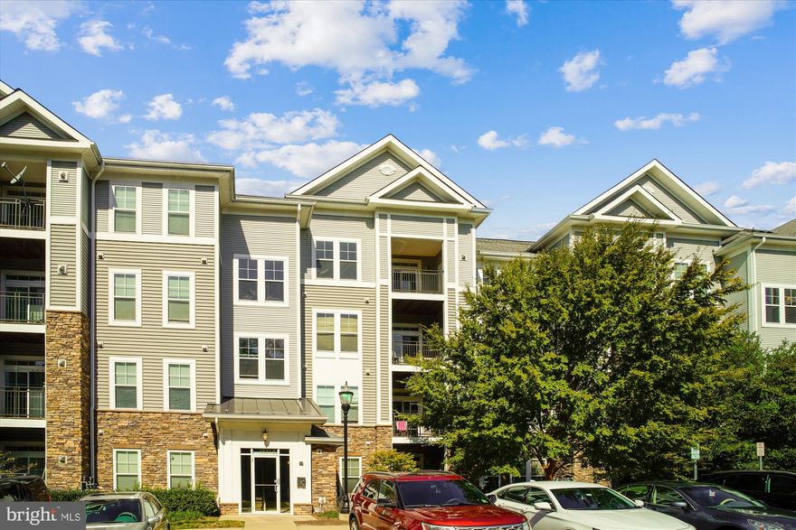 Welcome to this charming 3 bdrm 2 bath Condominium in PG County. This home offers  new flooring, new carpet, fresh new paint, new appliances and new vanity in  main bedroom bathroom. What more can you ask for! This home is being offered as-is and just waiting for it's new owner.  
Condo is not FHA approved. Please remove shoes at the door and TURN OFF ALL LIGHTS upon leaving.