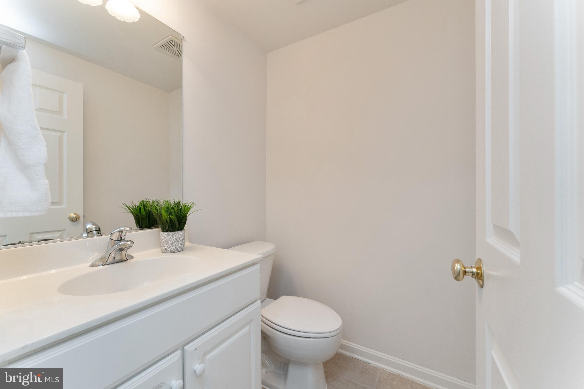 FAIR CREST - Residential Lease