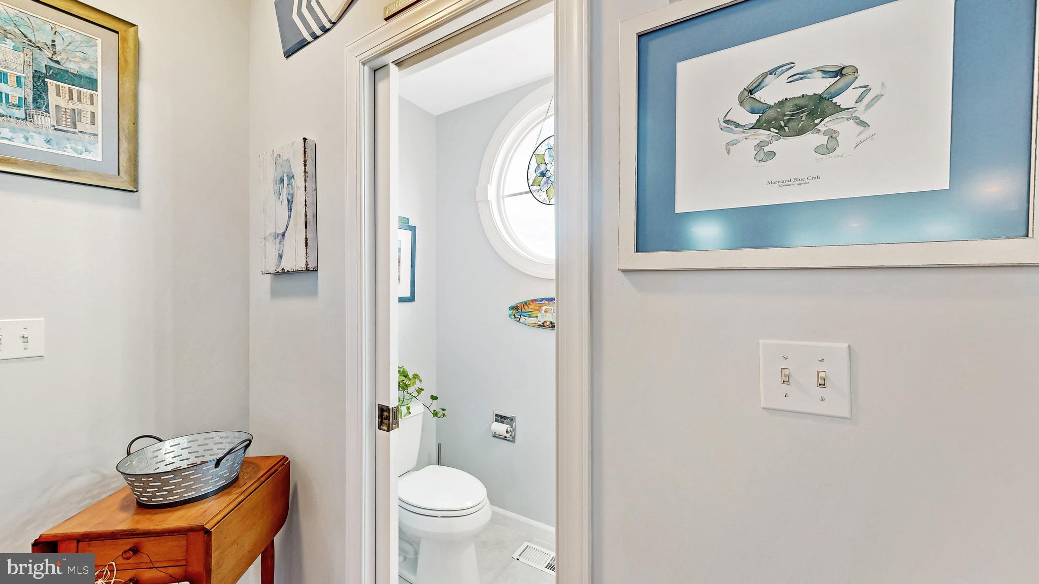 BAYVILLE SHORES - Residential