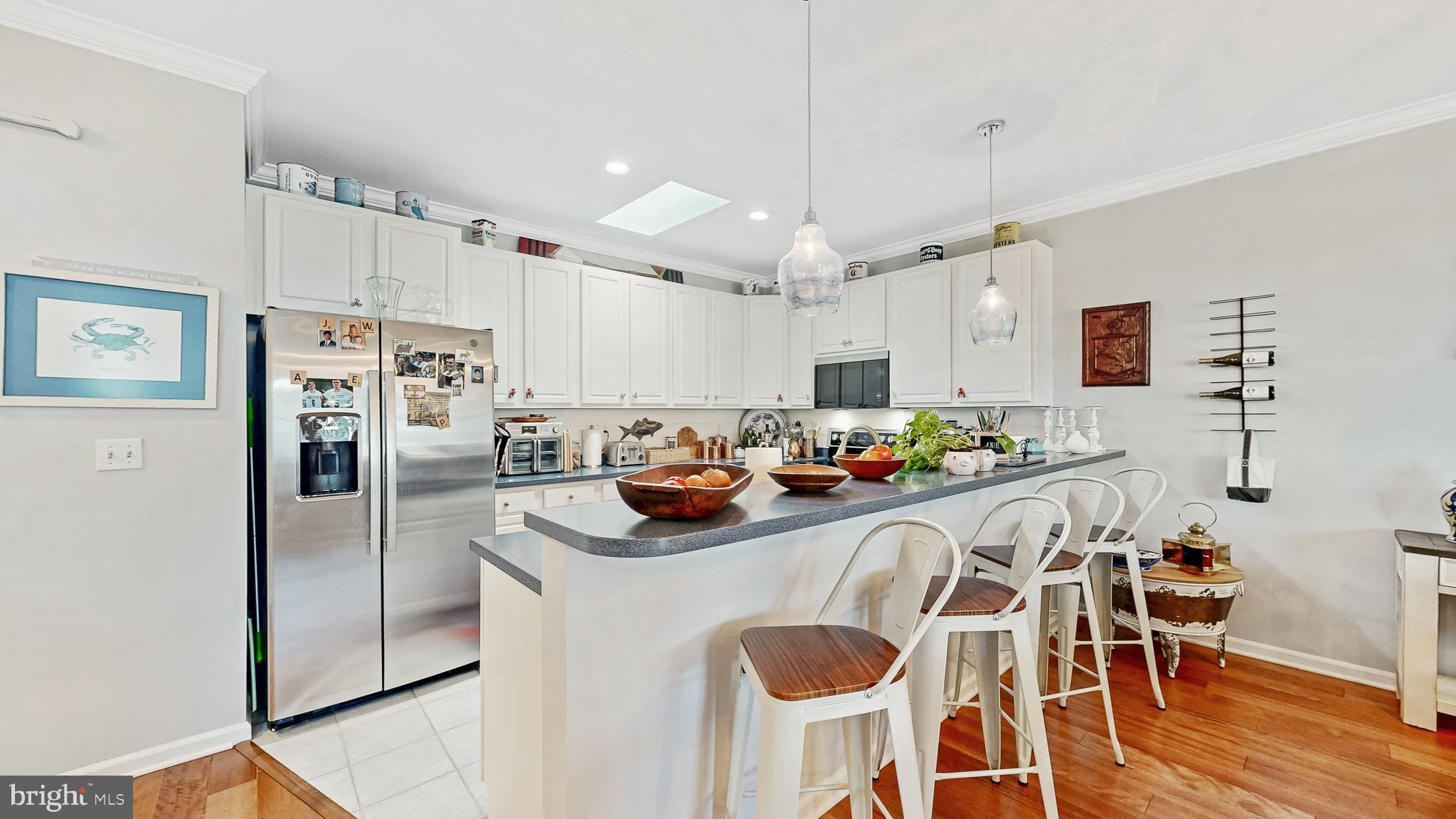 BAYVILLE SHORES - Residential