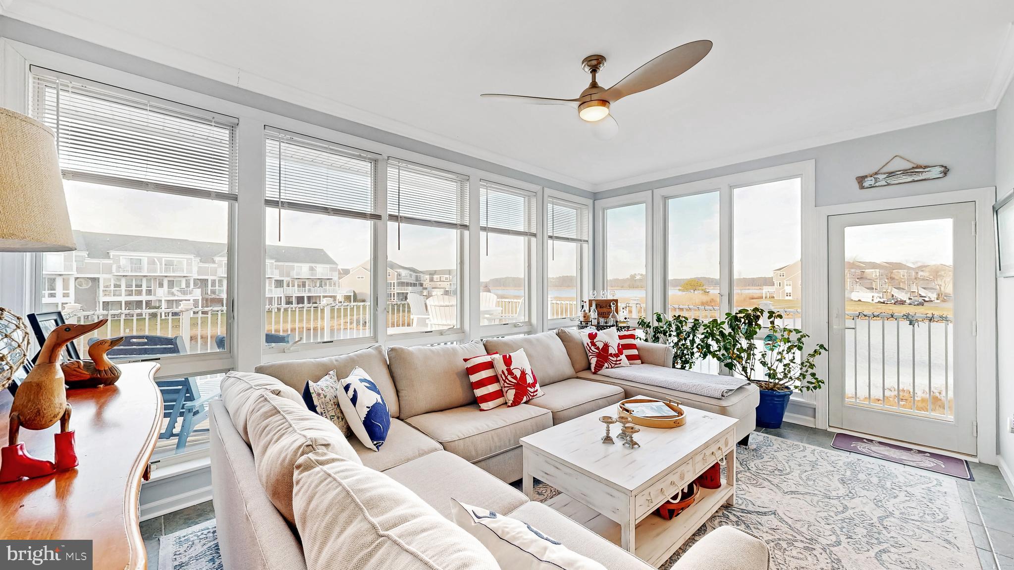 BAYVILLE SHORES - Residential