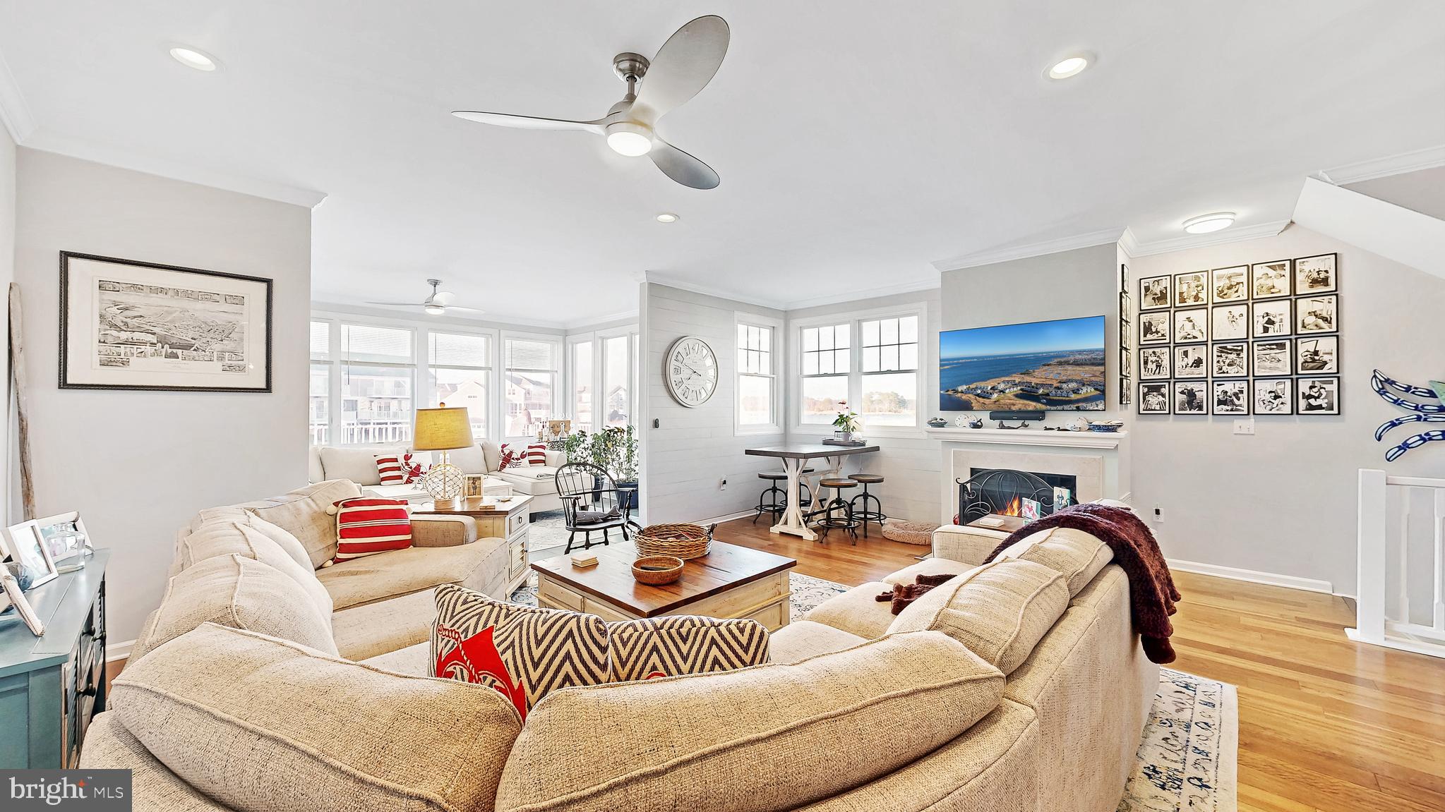 BAYVILLE SHORES - Residential