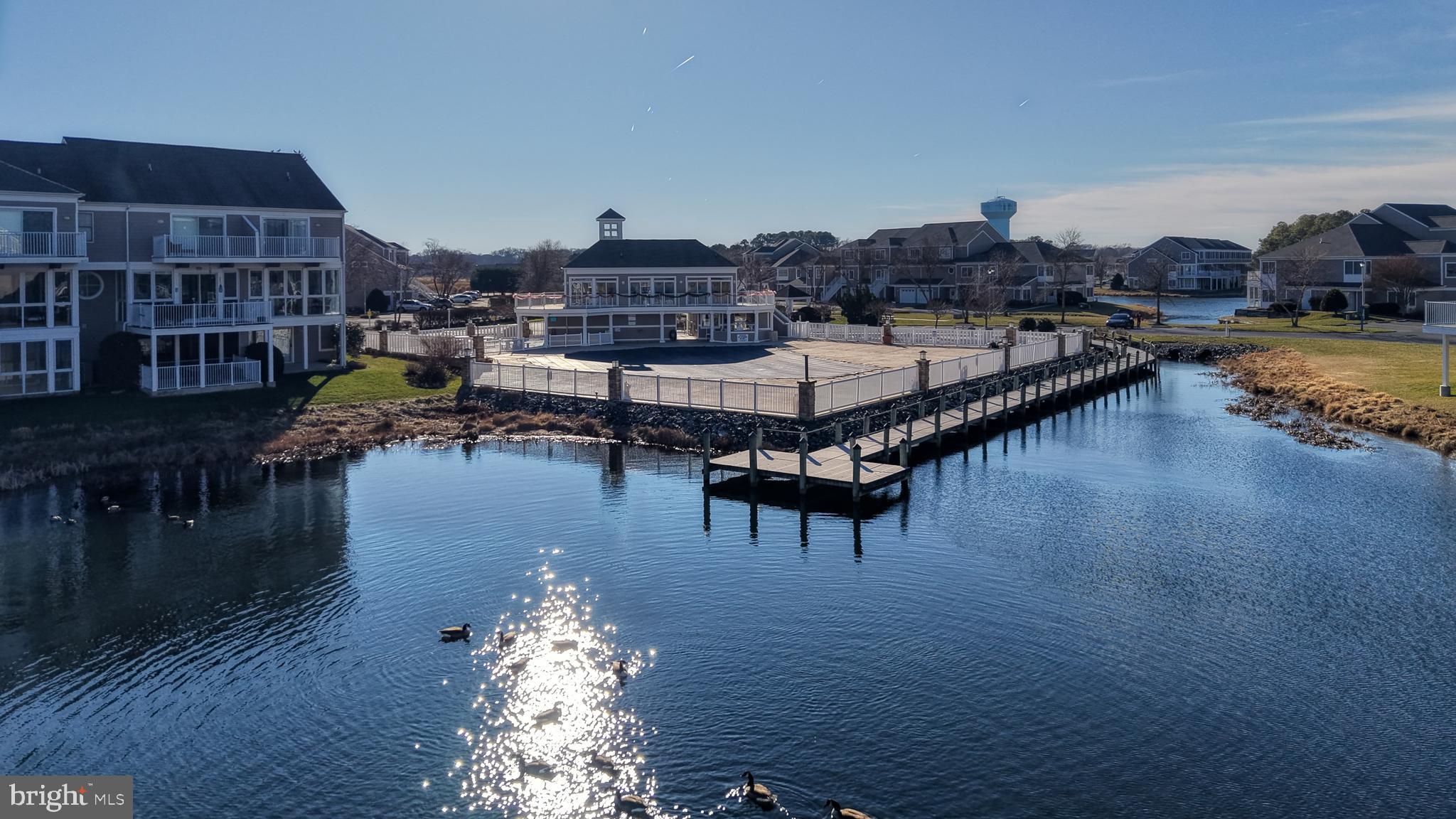 BAYVILLE SHORES - Residential