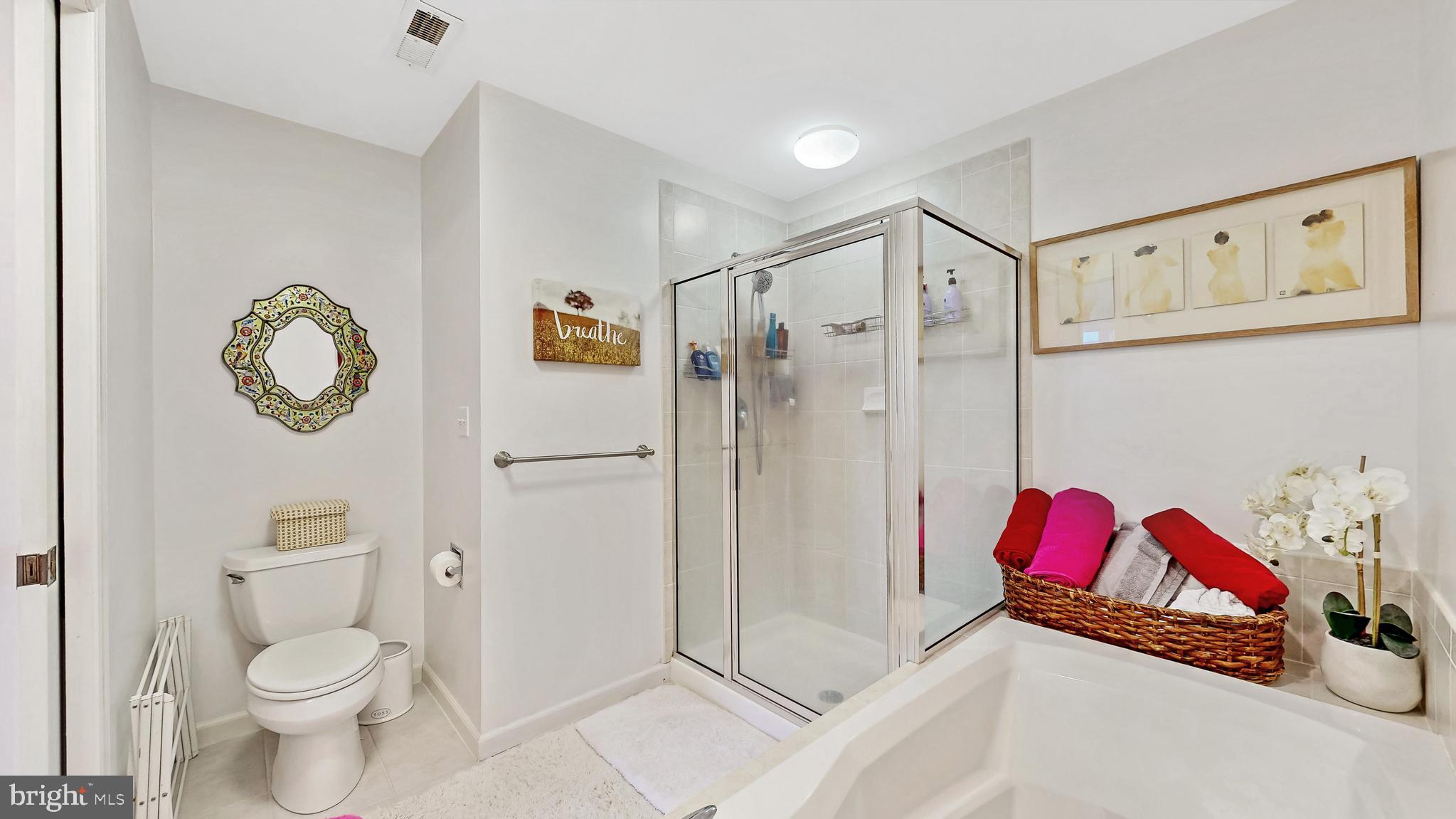 BAYVILLE SHORES - Residential