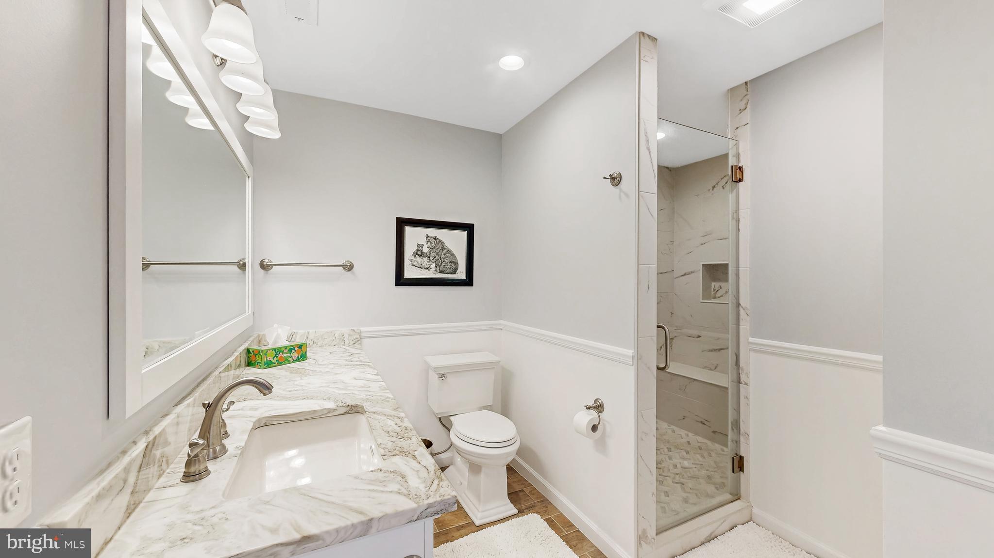 BAYVILLE SHORES - Residential