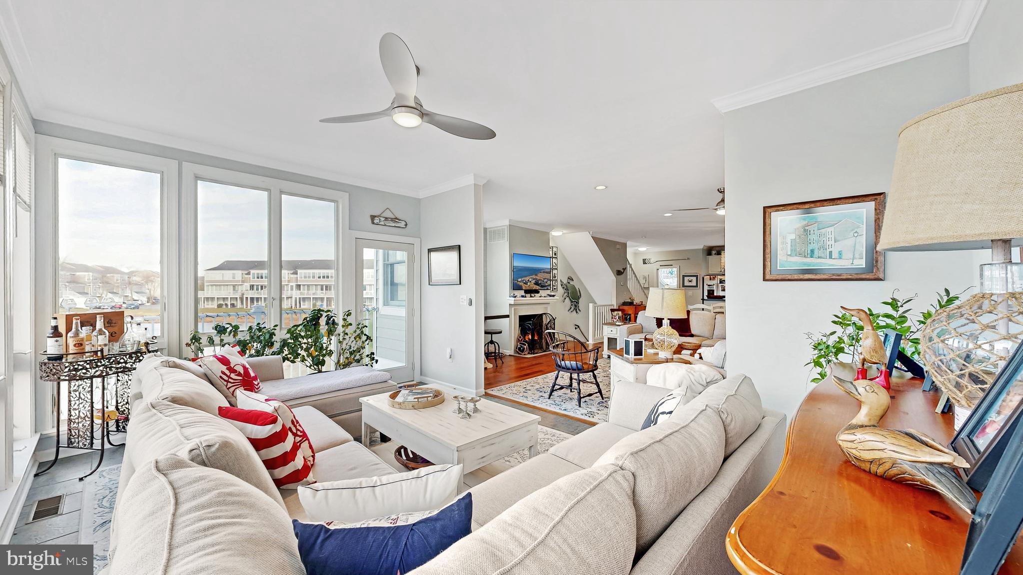 BAYVILLE SHORES - Residential