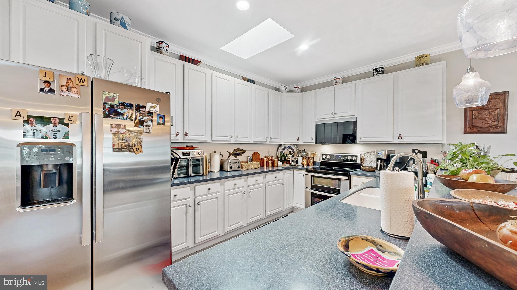 BAYVILLE SHORES - Residential