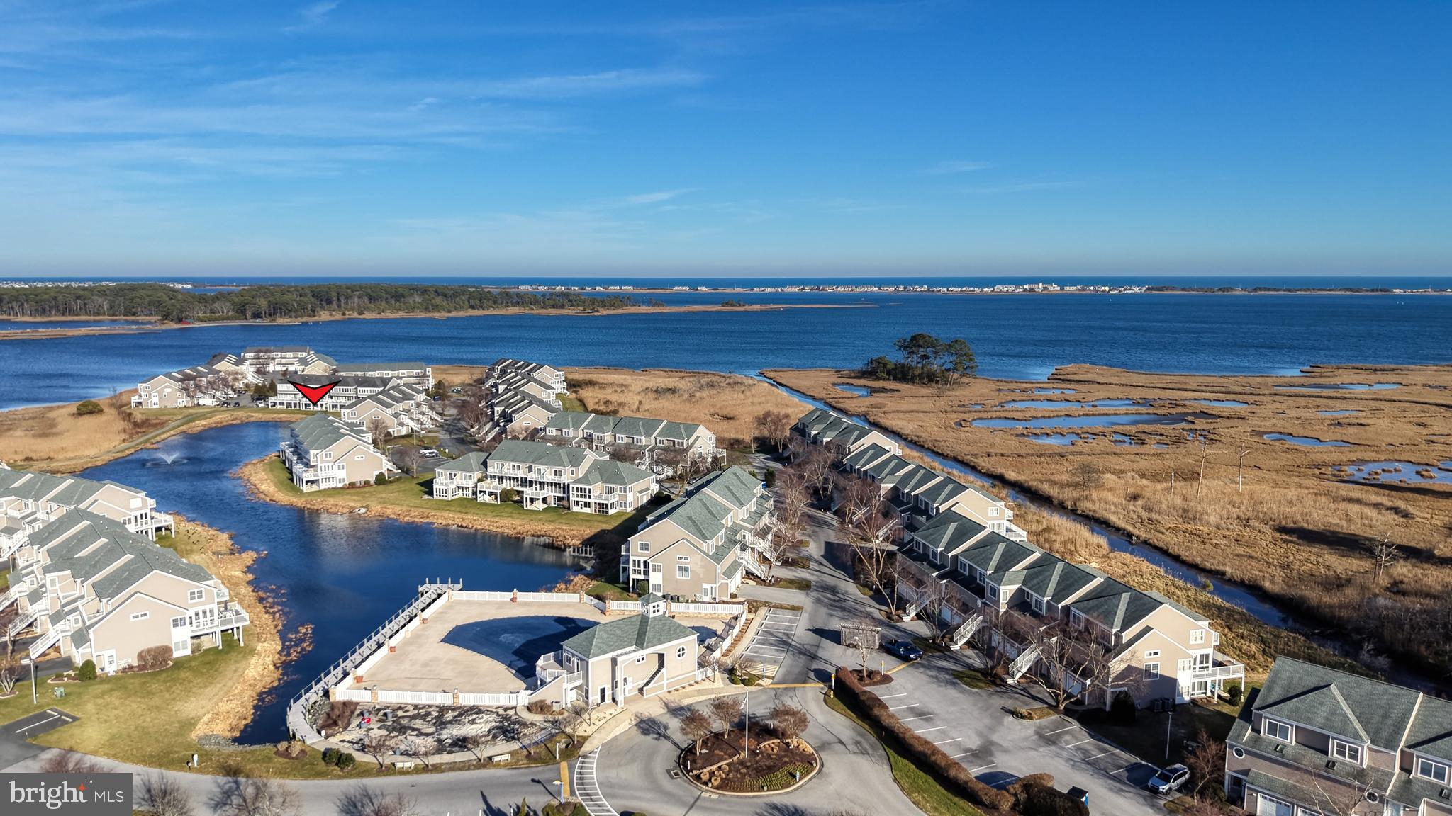 BAYVILLE SHORES - Residential