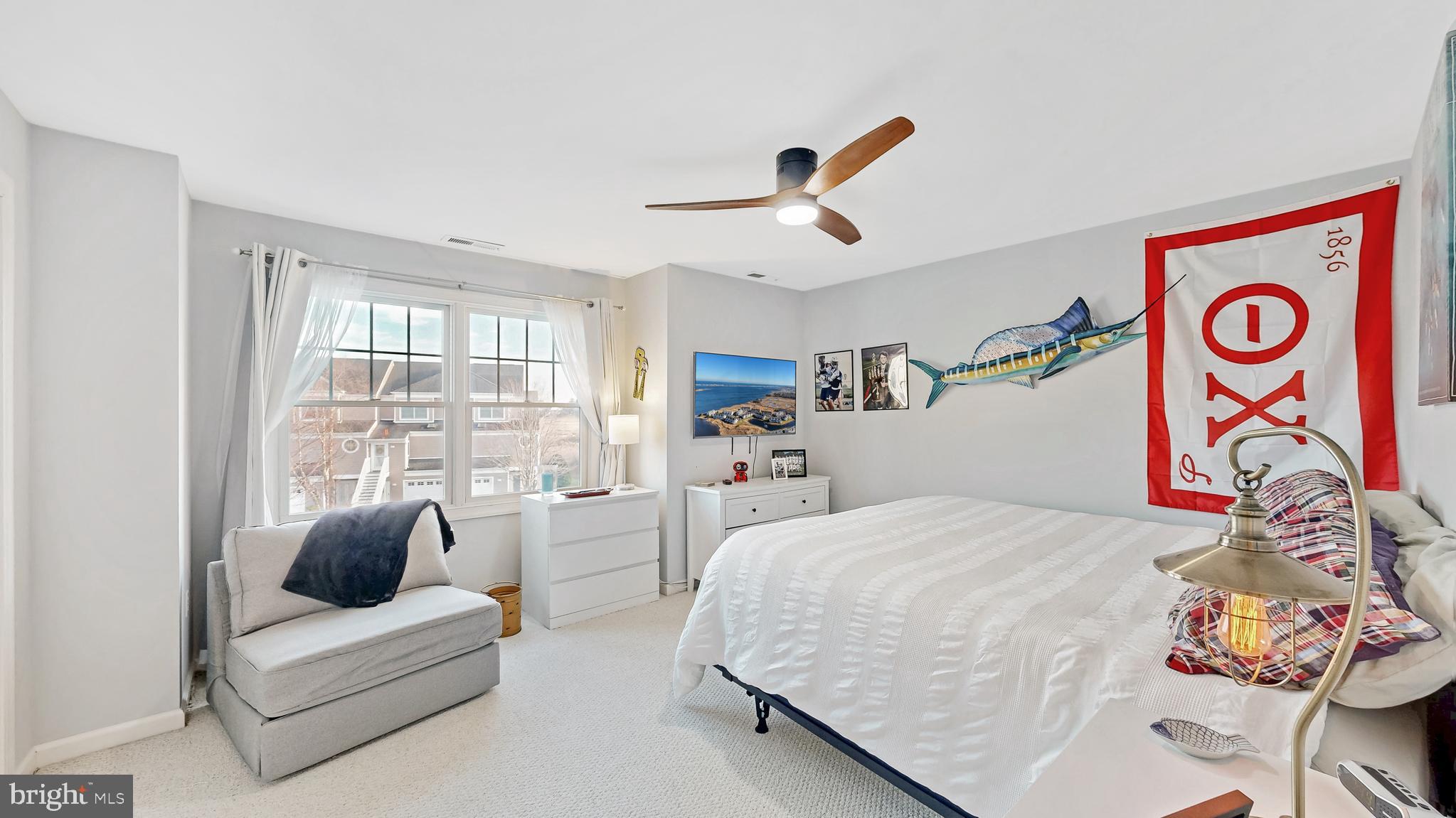 BAYVILLE SHORES - Residential