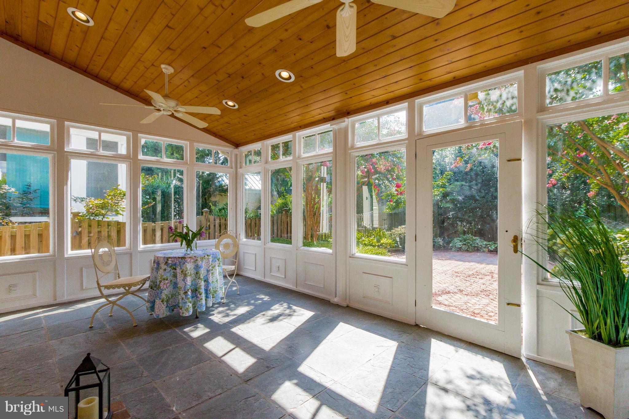 HISTORIC DISTRICT - Residential