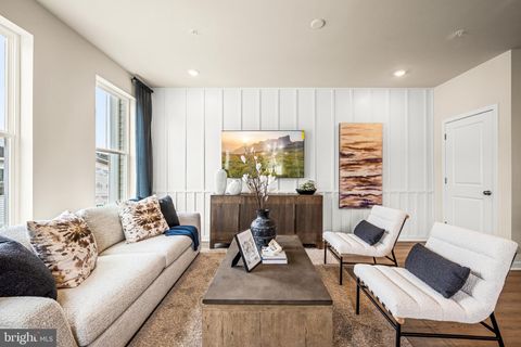 105 ABRAMO VICTOR DRIVE DOWNINGTOWN PA 19335