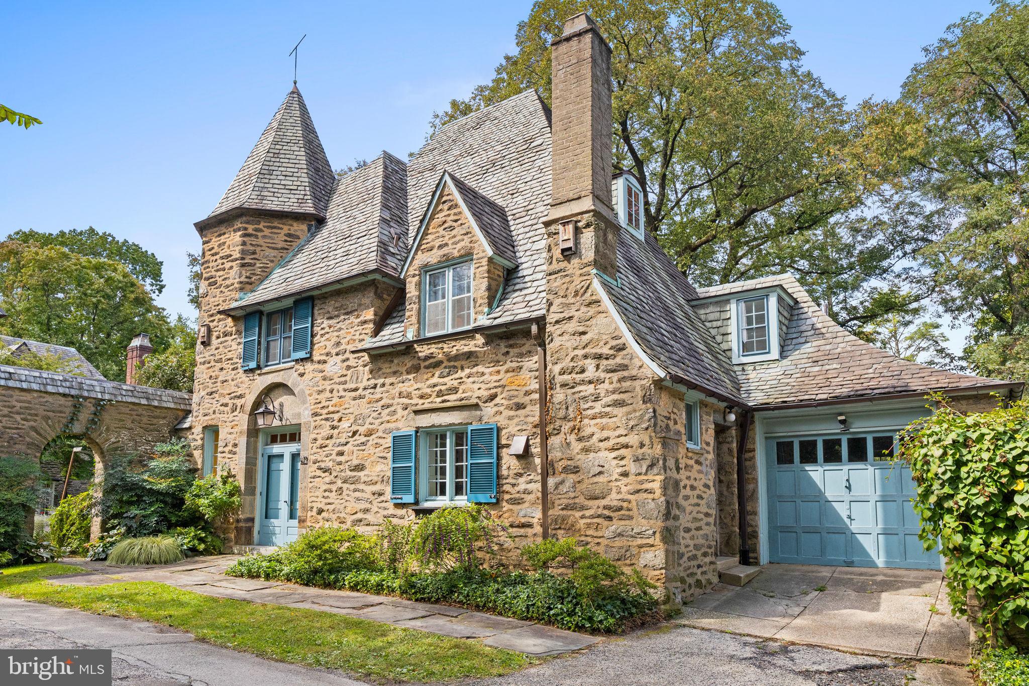 419 GATE LANE
