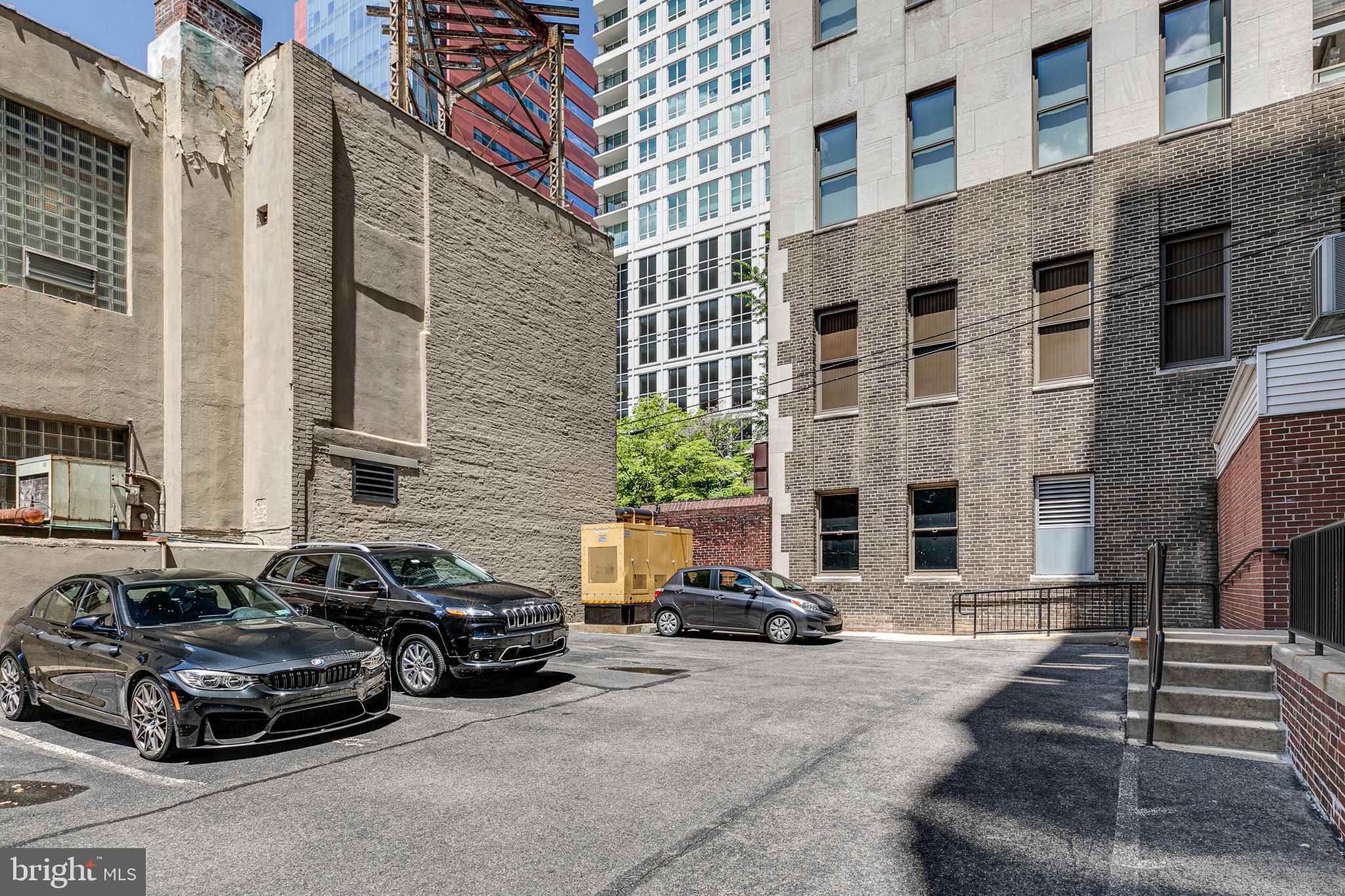 WASHINGTON SQ WEST - Residential