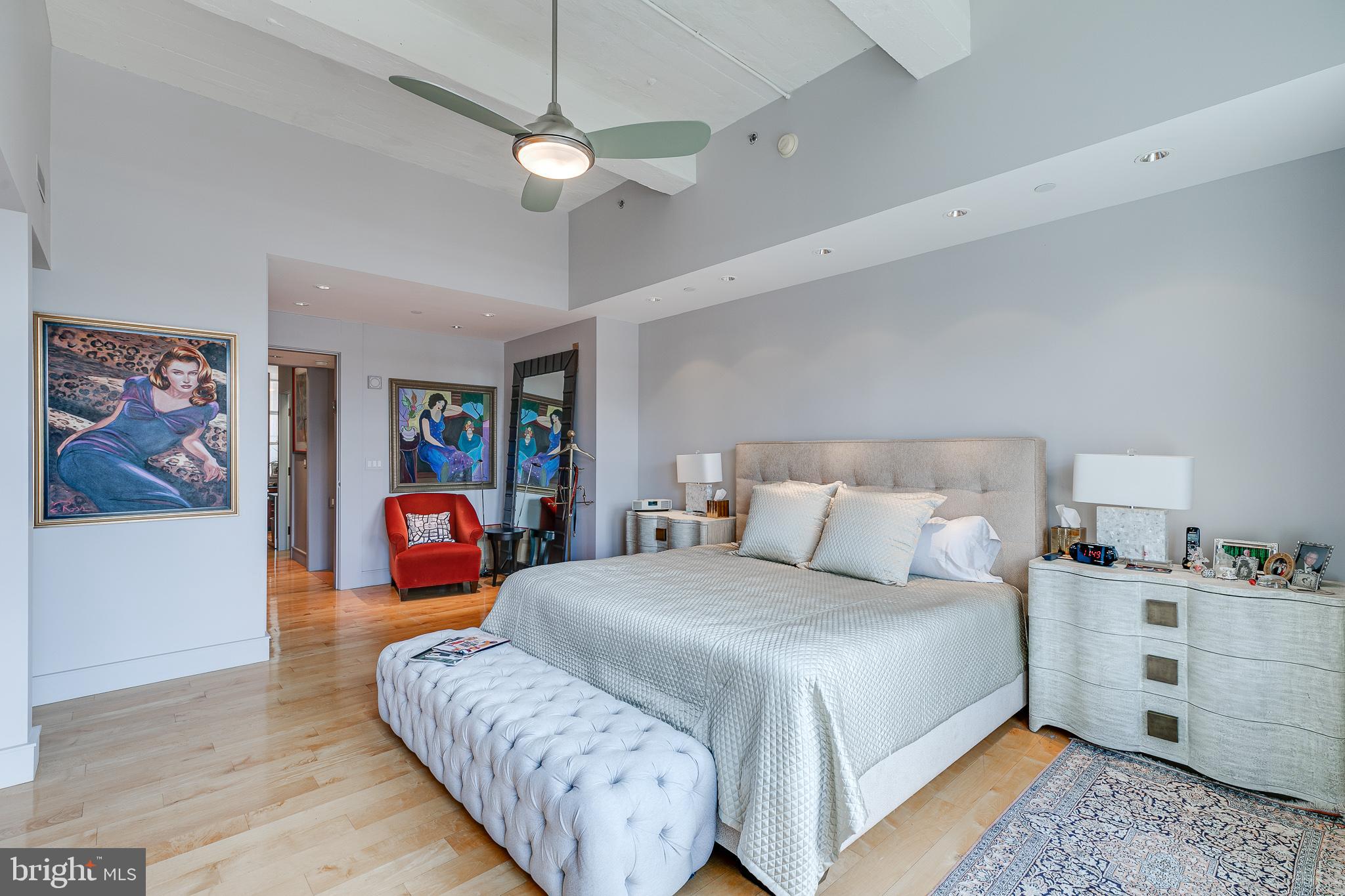 WASHINGTON SQ WEST - Residential