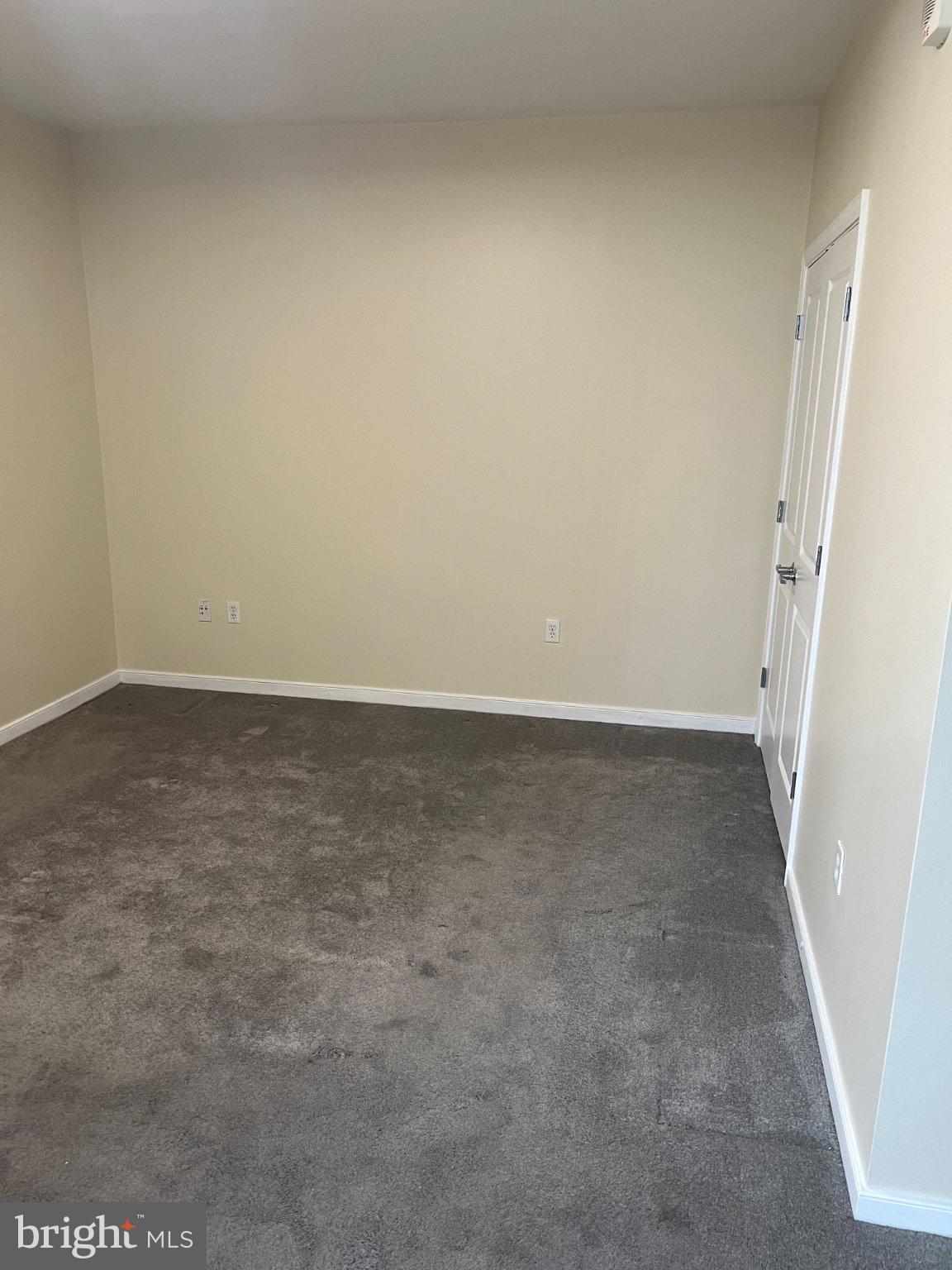 UNIVERSITY TOWN CENTER - Residential