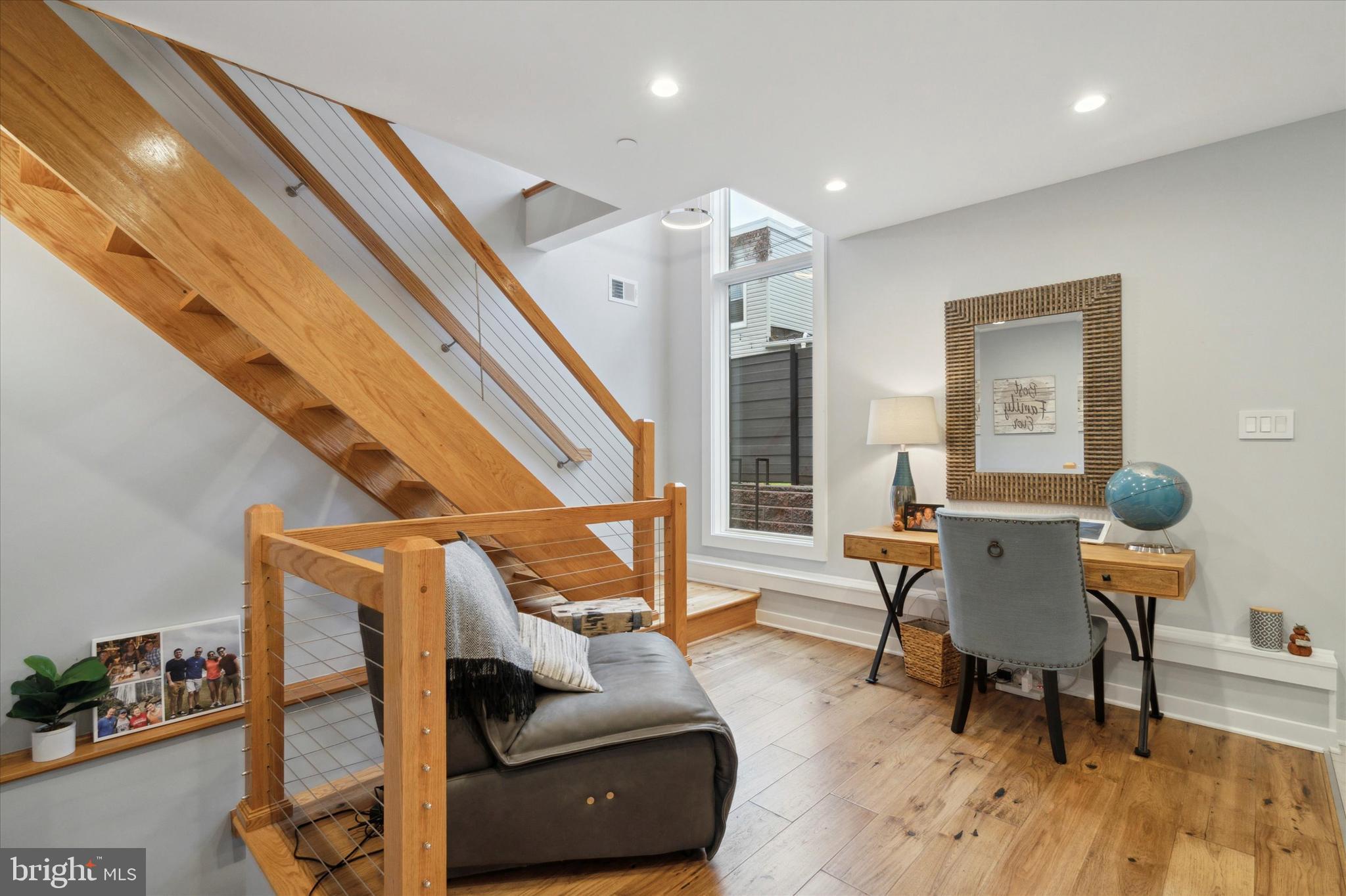 FAIRMOUNT - Residential