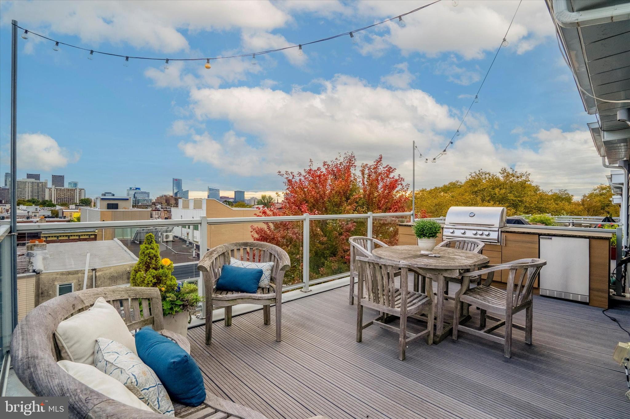 FAIRMOUNT - Residential