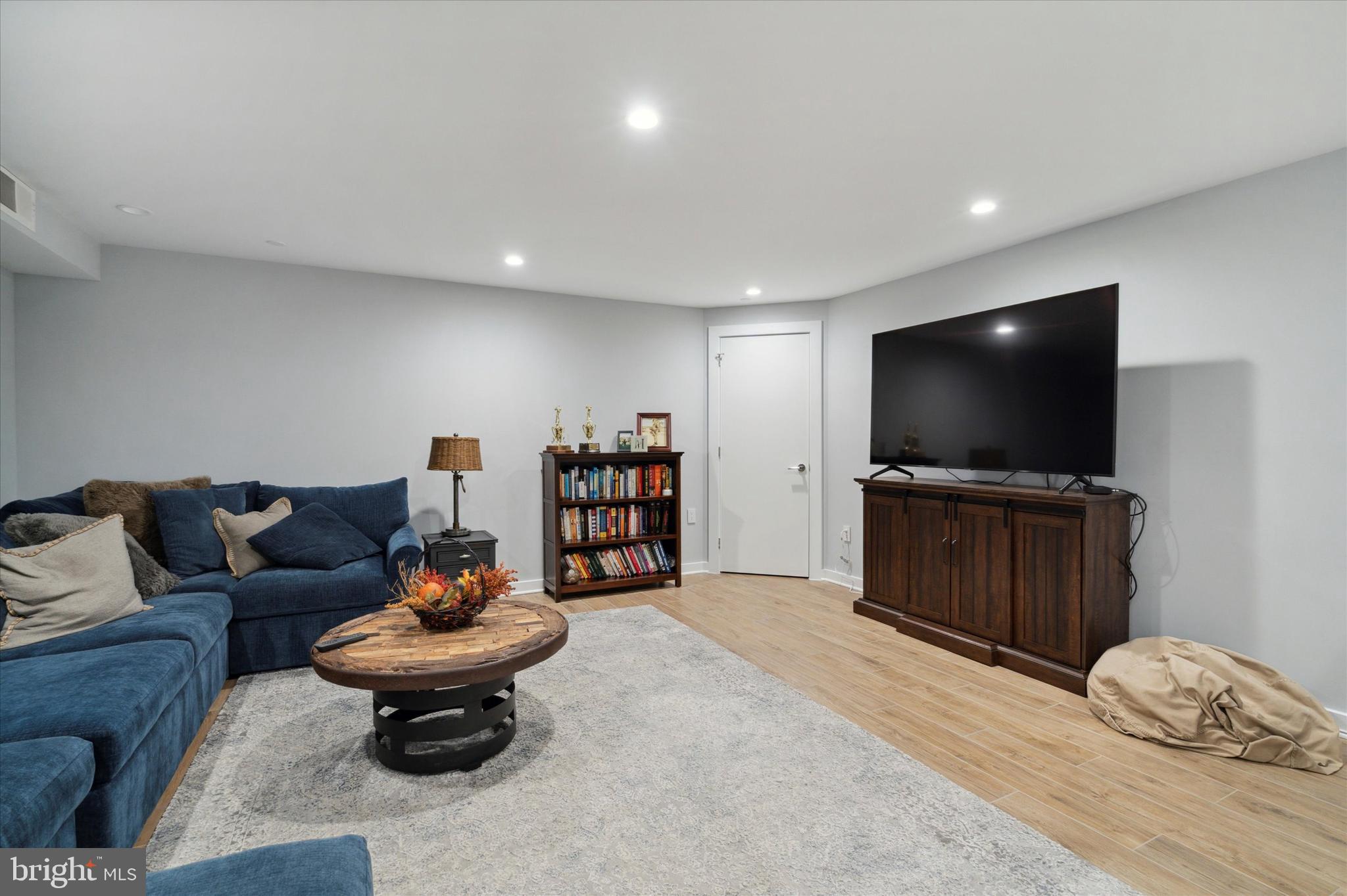 FAIRMOUNT - Residential