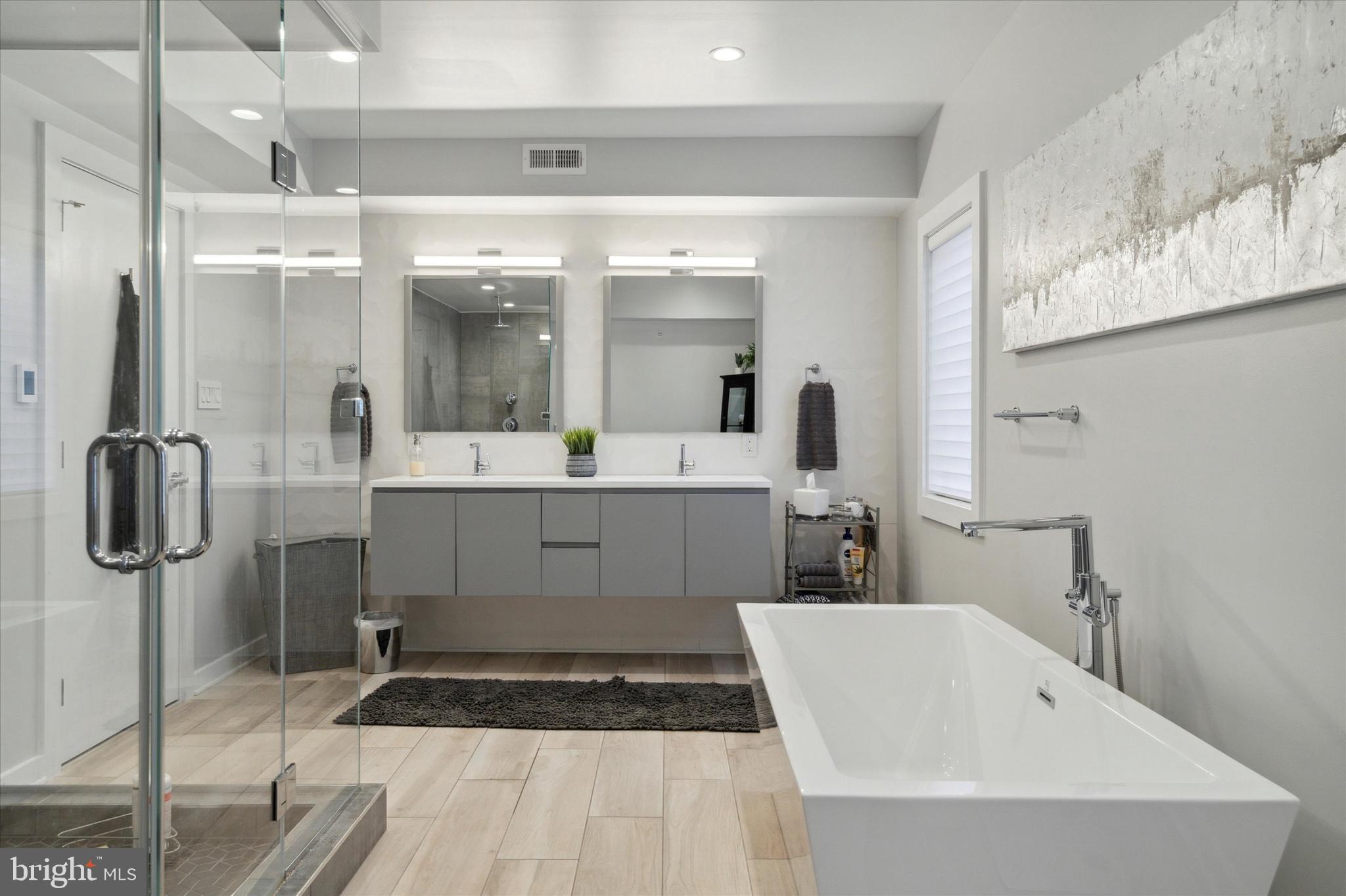 FAIRMOUNT - Residential